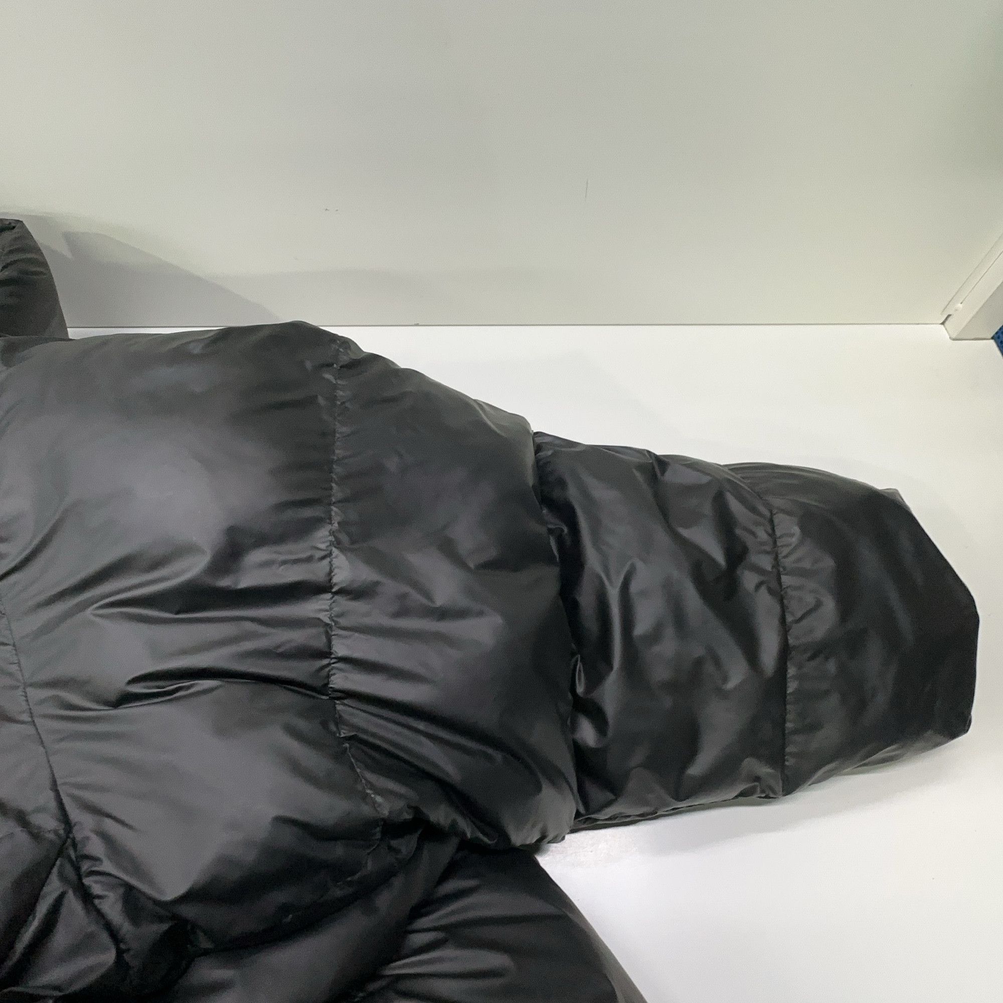 Balenciaga Balenciaga Logo Print Puffer Jacket Size 3 Size US L / EU 52-54 / 3 - 17 Thumbnail