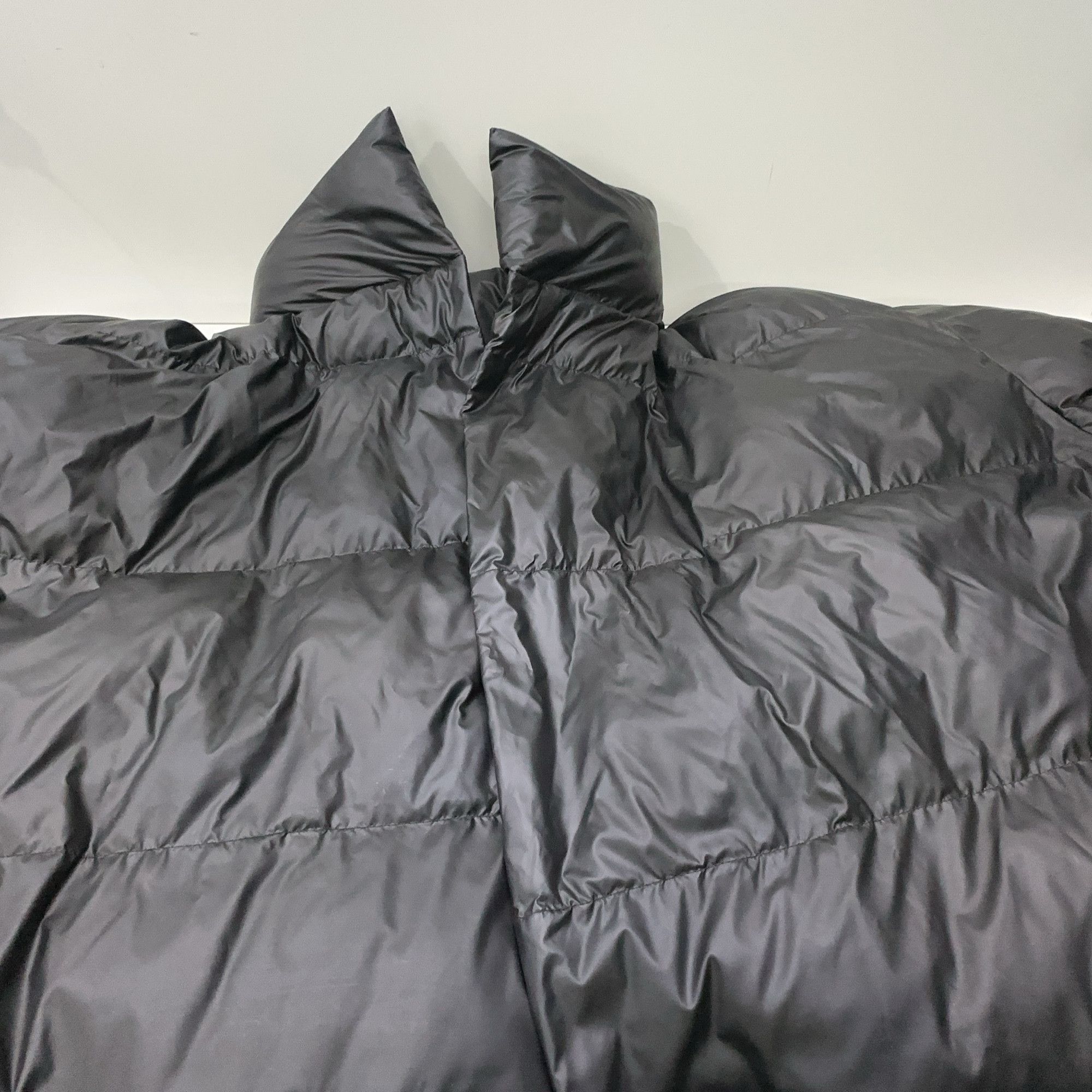 Balenciaga Balenciaga Logo Print Puffer Jacket Size 3 Size US L / EU 52-54 / 3 - 11 Thumbnail