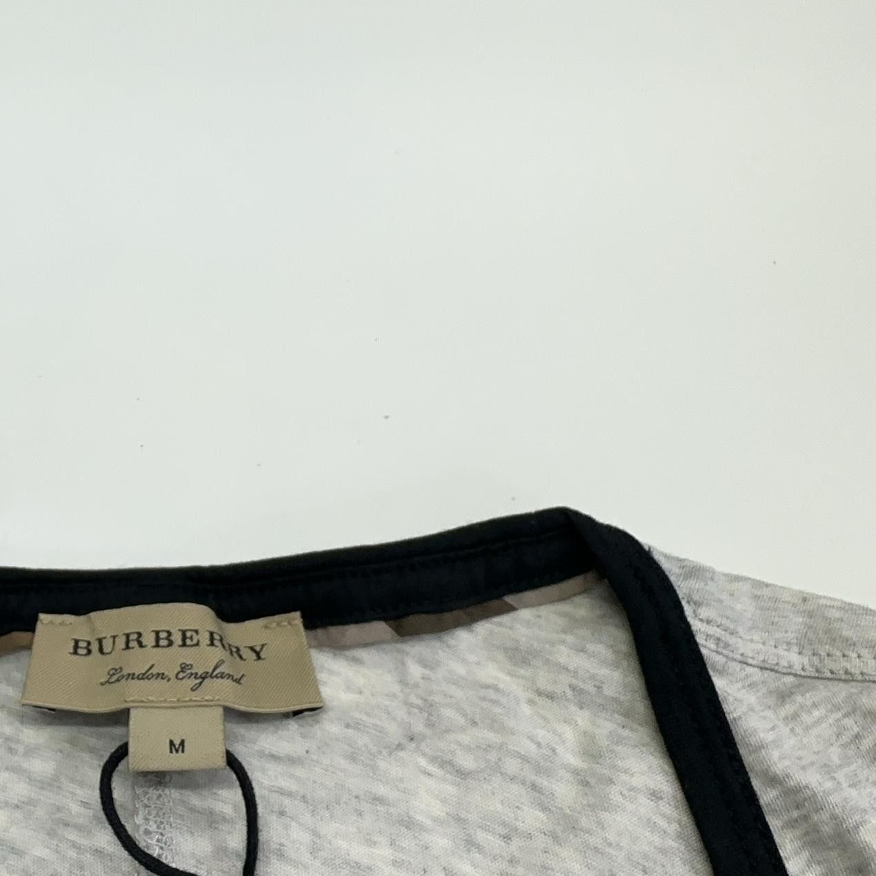 Burberry Burberry Equestrian Knight Embroidered T-Shirt M Size M / US 6-8 / IT 42-44 - 8 Thumbnail