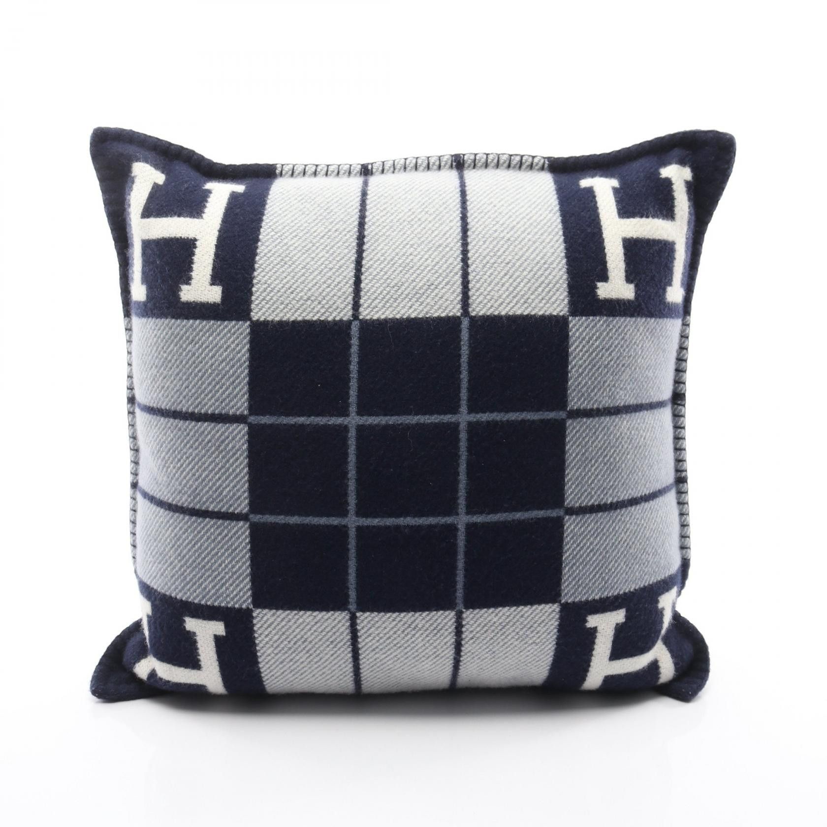 Hermes Hermes Hermes Avalon3 PM Wool Cashmere Cushion Textile Other DUTY FREE for USA Size ONE SIZE - 2 Thumbnail