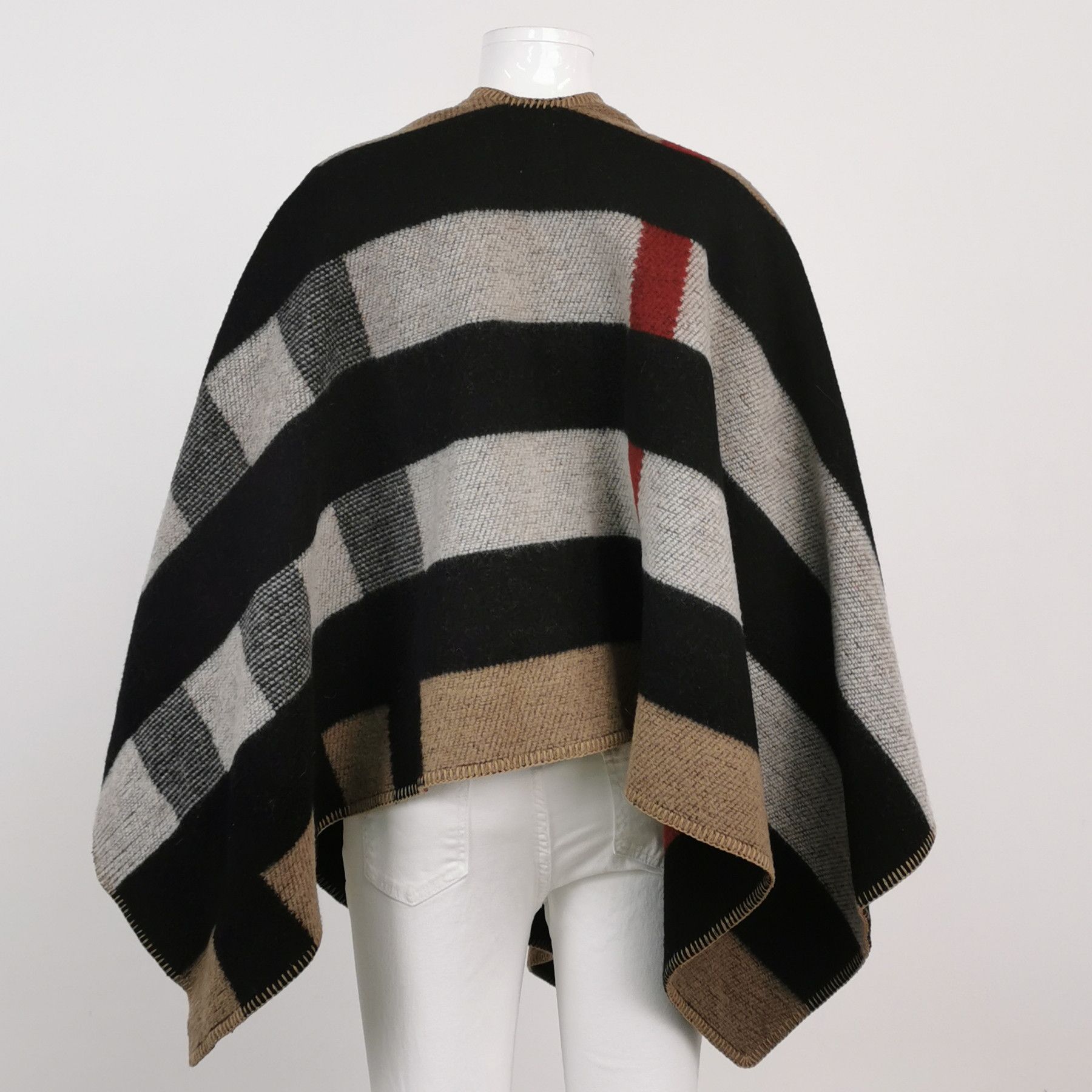 Burberry Burberry Women s Coats Size S / US 4 / IT 40 - 2 Thumbnail