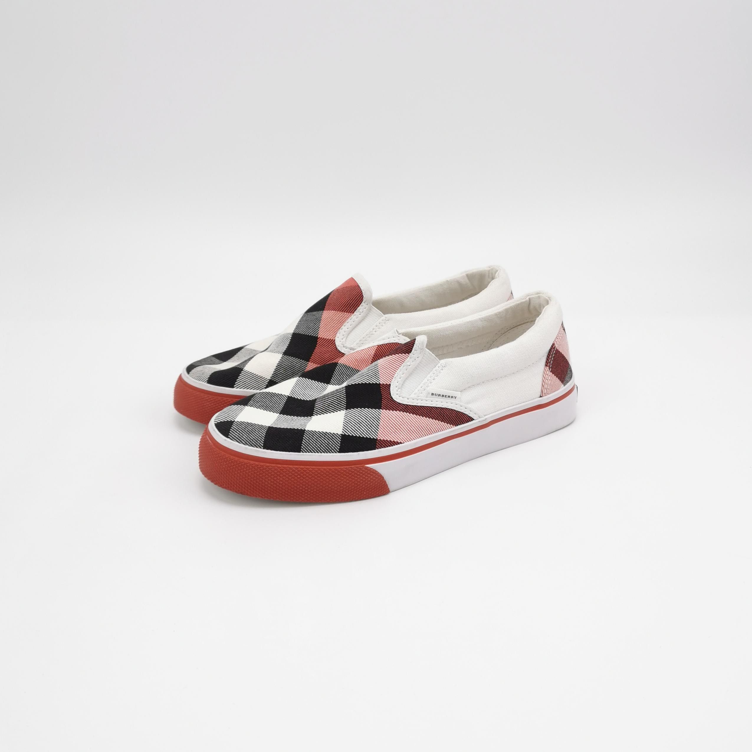 Burberry Burberry Women 5 Lowtop Sneakers Size US 5 / IT 35 - 2 Thumbnail