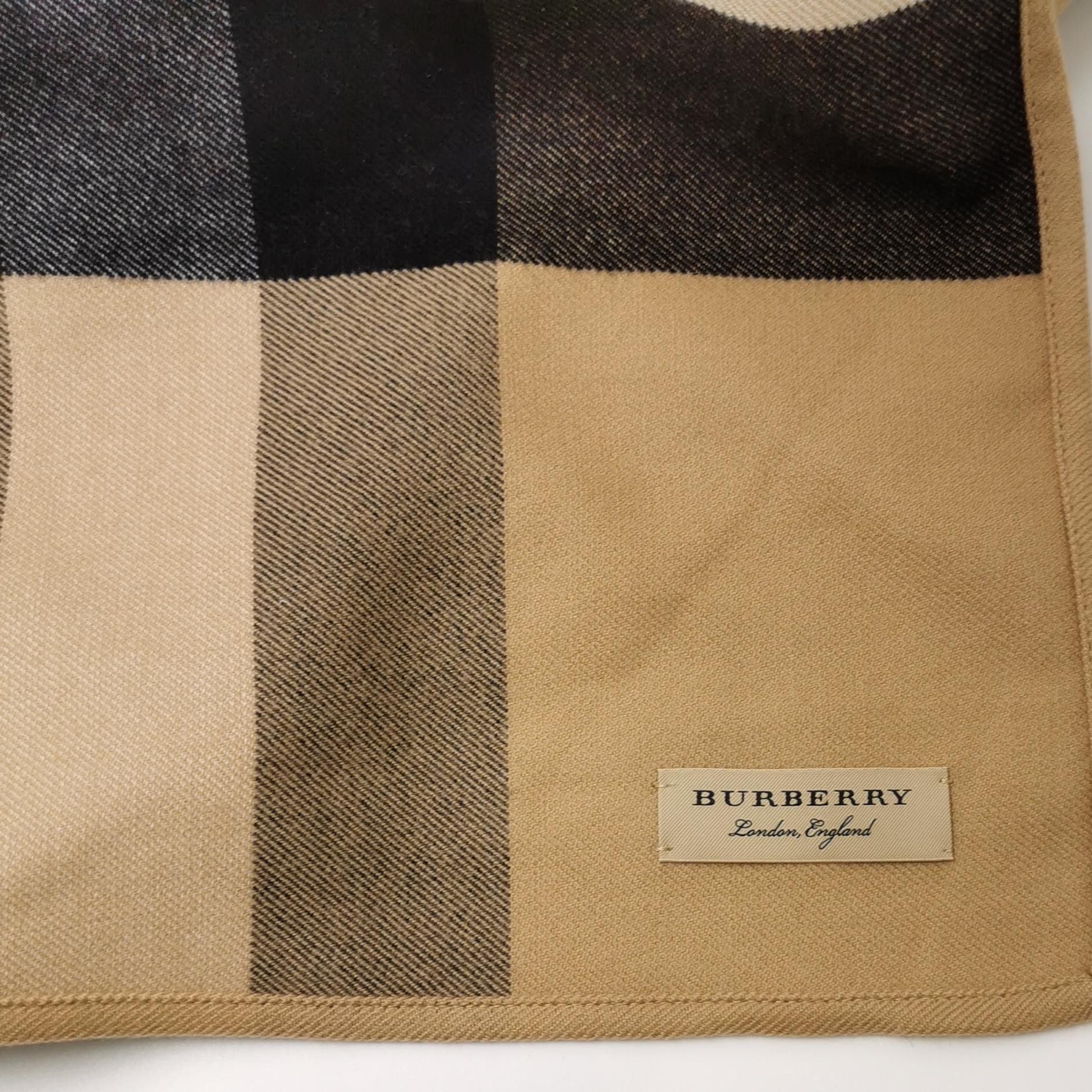 Burberry Burberry Women s Coats Size S / US 4 / IT 40 - 3 Thumbnail