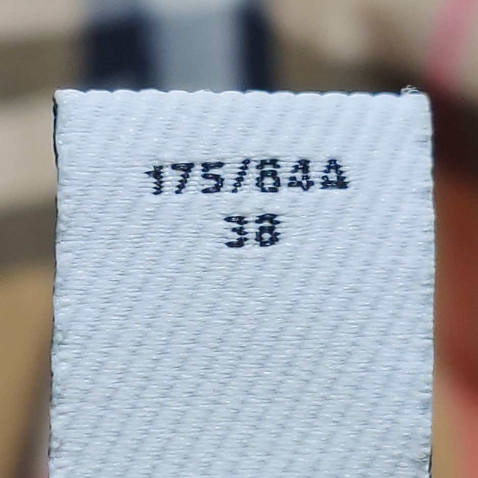 Burberry Burberry Women s Button Ups Size S / US 4 / IT 40 - 6 Thumbnail