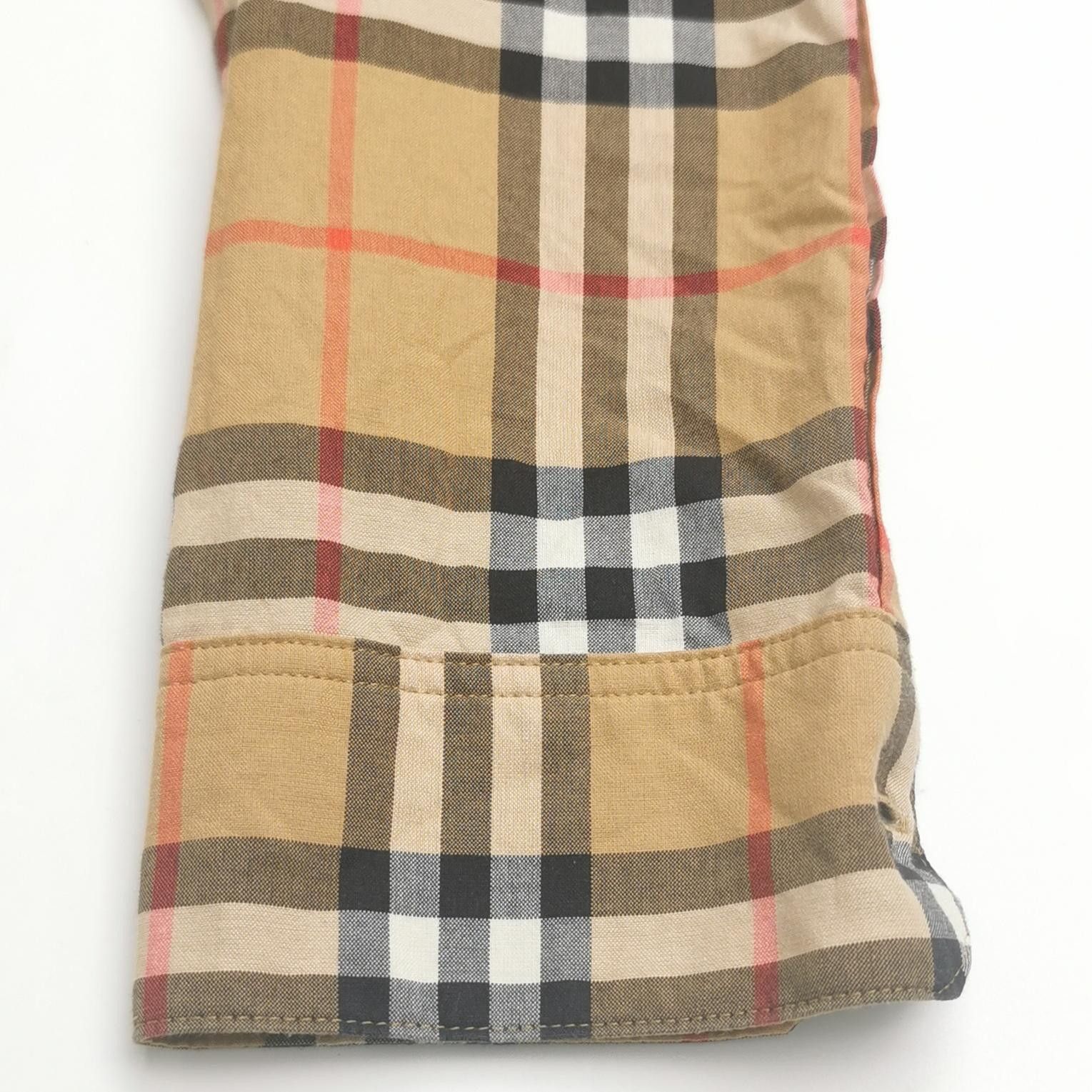 Burberry Burberry Women s Button Ups Size S / US 4 / IT 40 - 3 Thumbnail