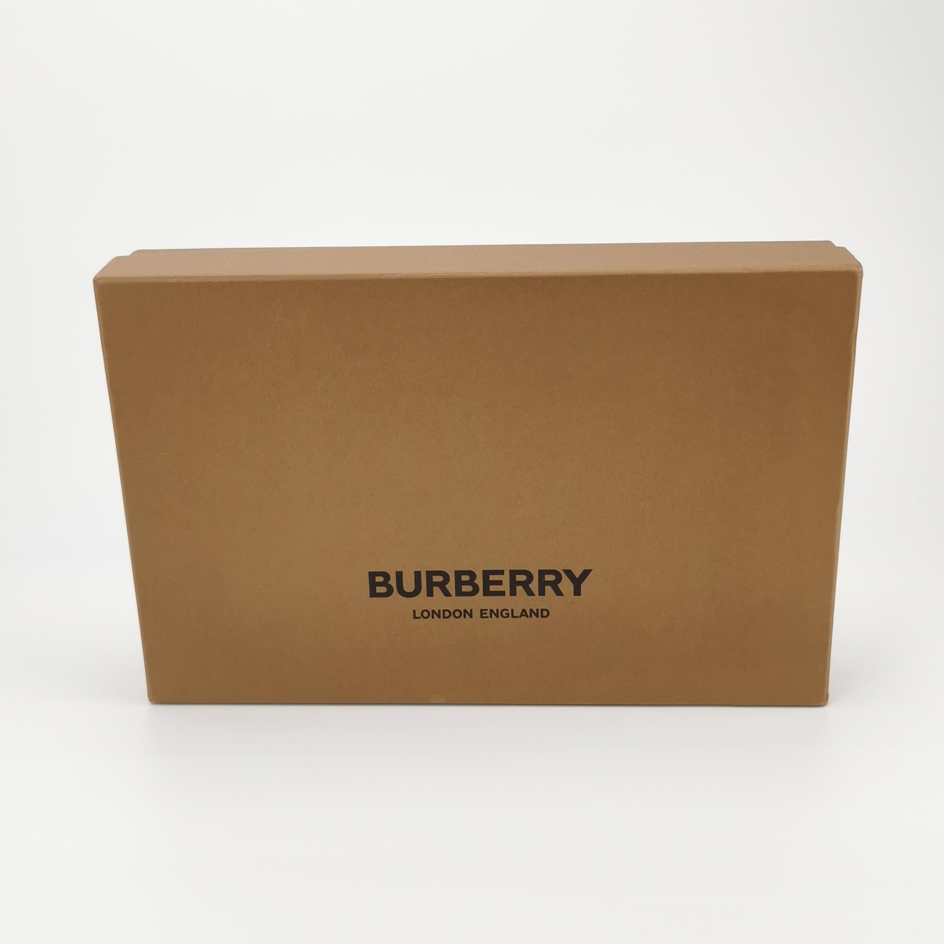 Burberry Burberry Women s Short Sleeve Shirts Size S / US 4 / IT 40 - 5 Thumbnail