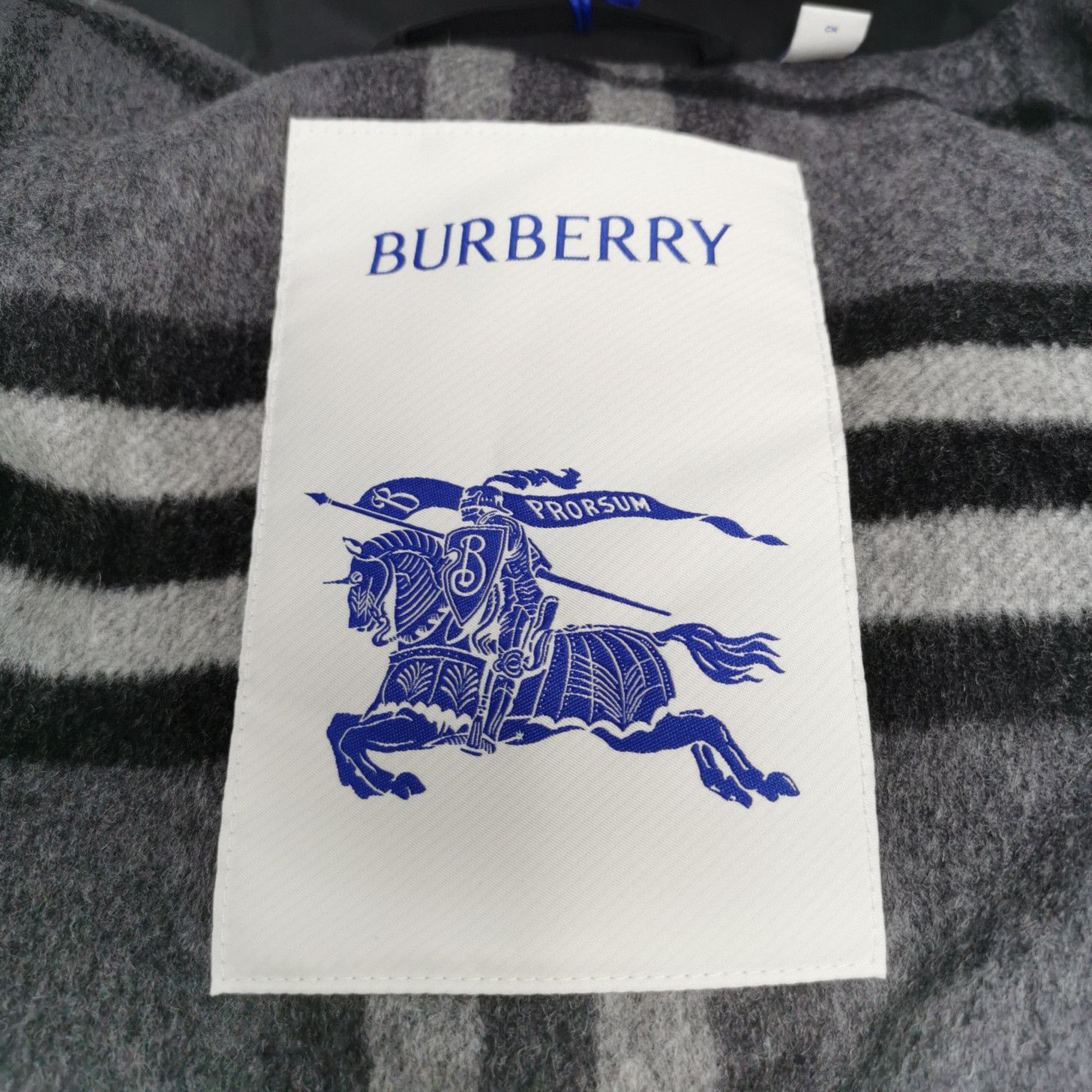 Burberry Burberry Women s Down Jackets Size S / US 4 / IT 40 - 5 Thumbnail