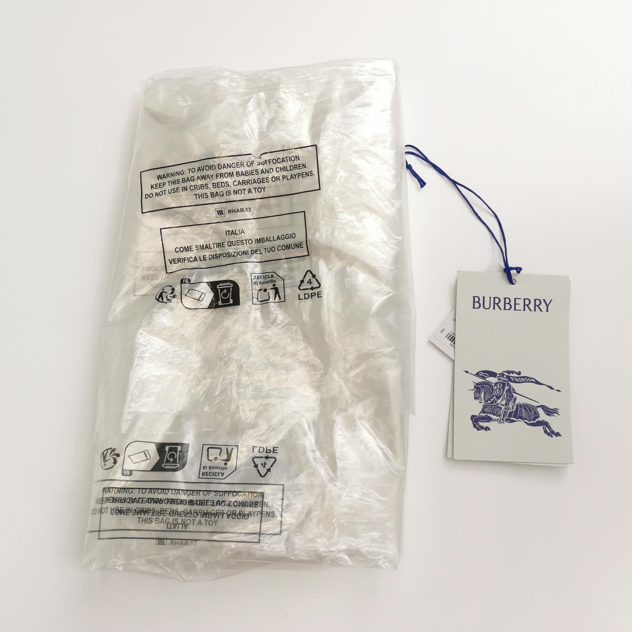 Burberry Burberry Women l Down Jackets Size L / US 10 / IT 46 - 4 Thumbnail