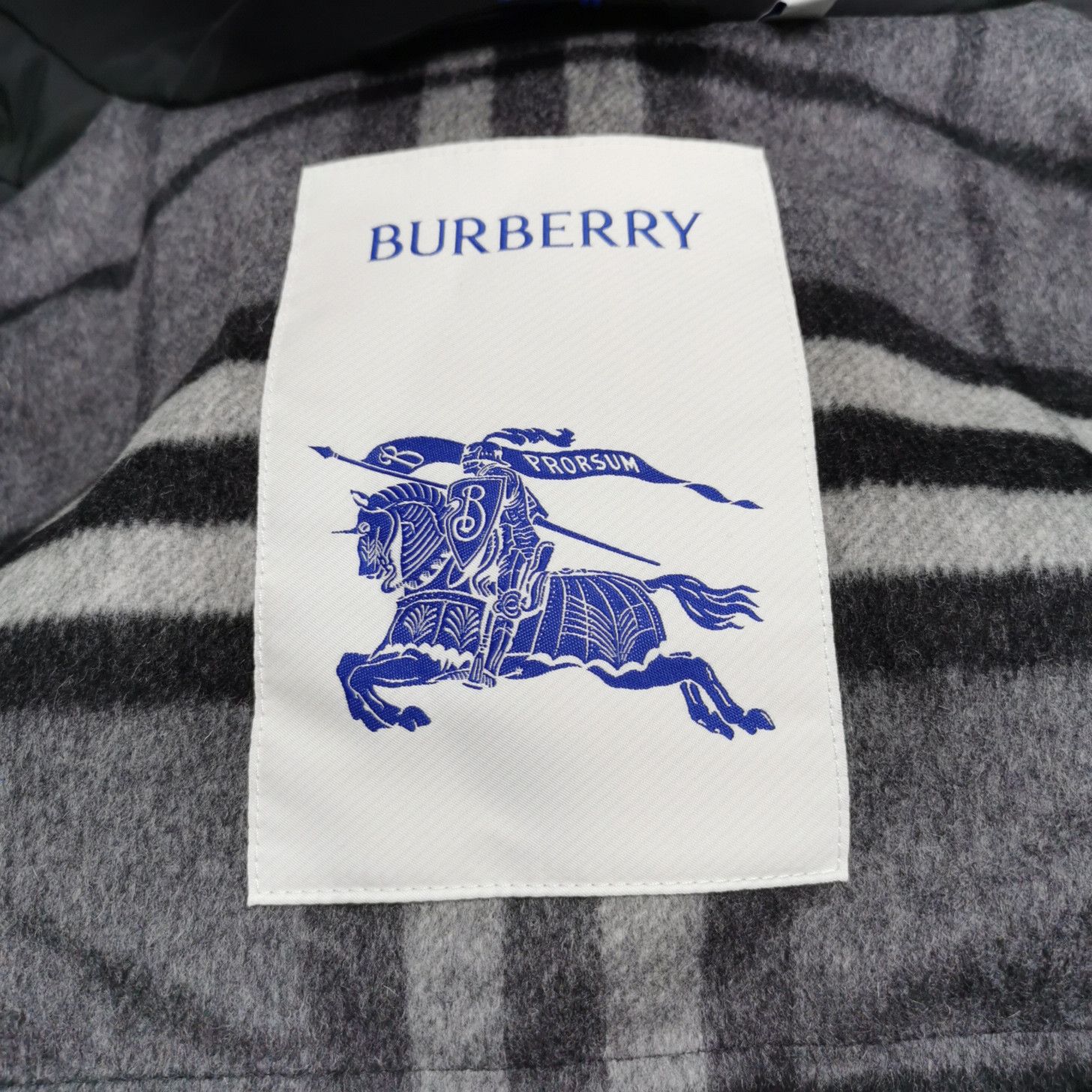 Burberry Burberry Women m Down Jackets Size M / US 6-8 / IT 42-44 - 5 Thumbnail