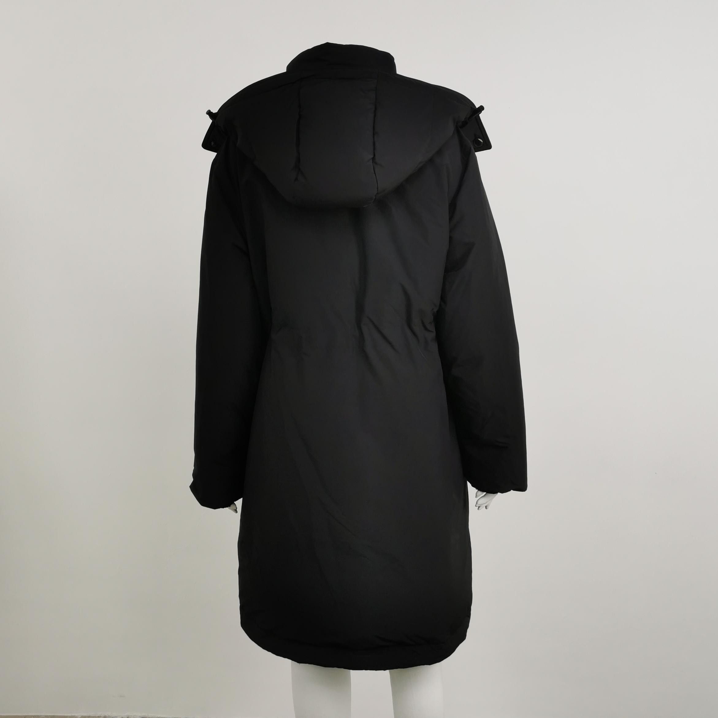 Burberry Burberry Women m Down Jackets Size M / US 6-8 / IT 42-44 - 2 Thumbnail