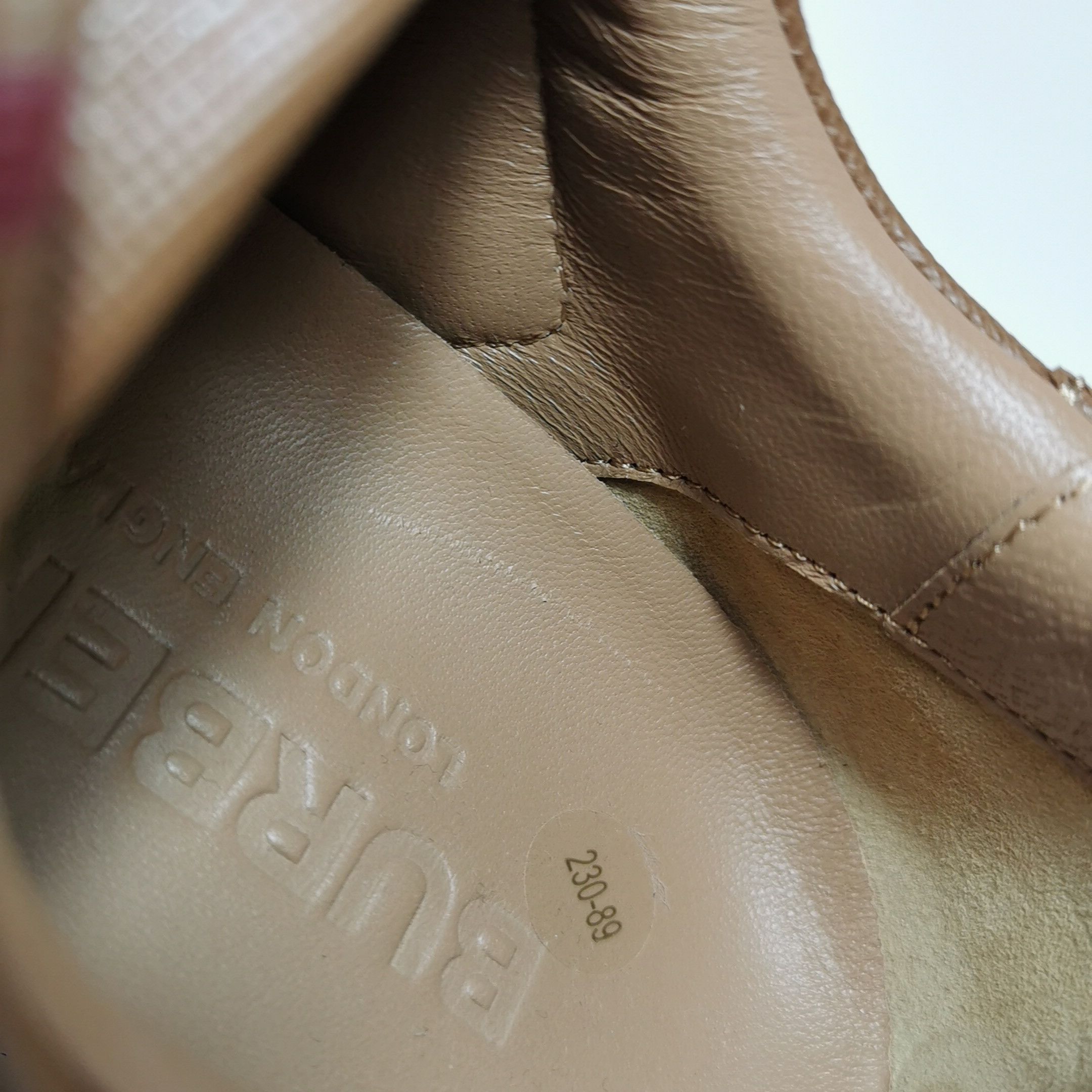Burberry Burberry Women 6 Lowtop Sneakers Size US 6 / IT 36 - 9 Thumbnail
