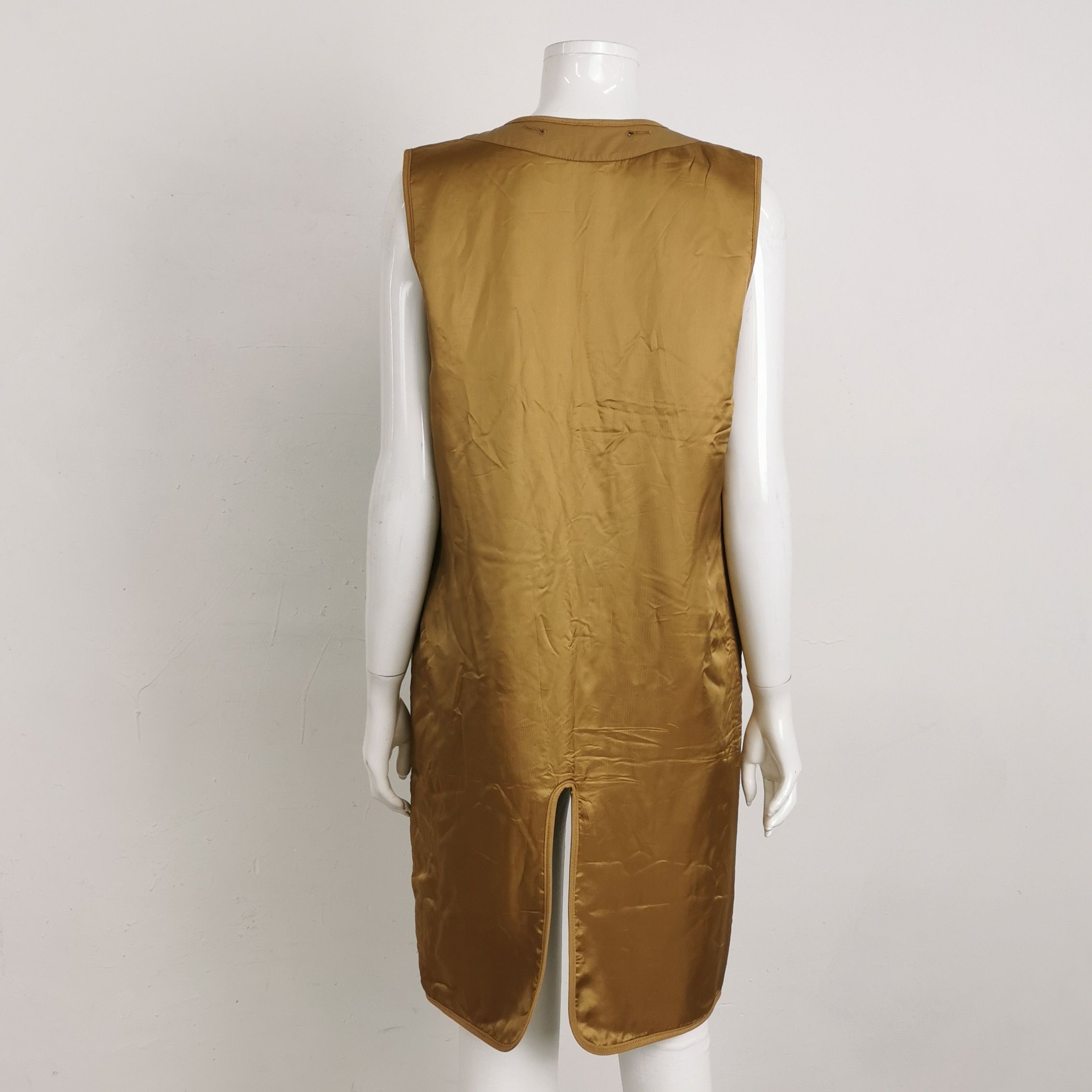 Burberry Burberry Women s Vests Size S / US 4 / IT 40 - 2 Thumbnail