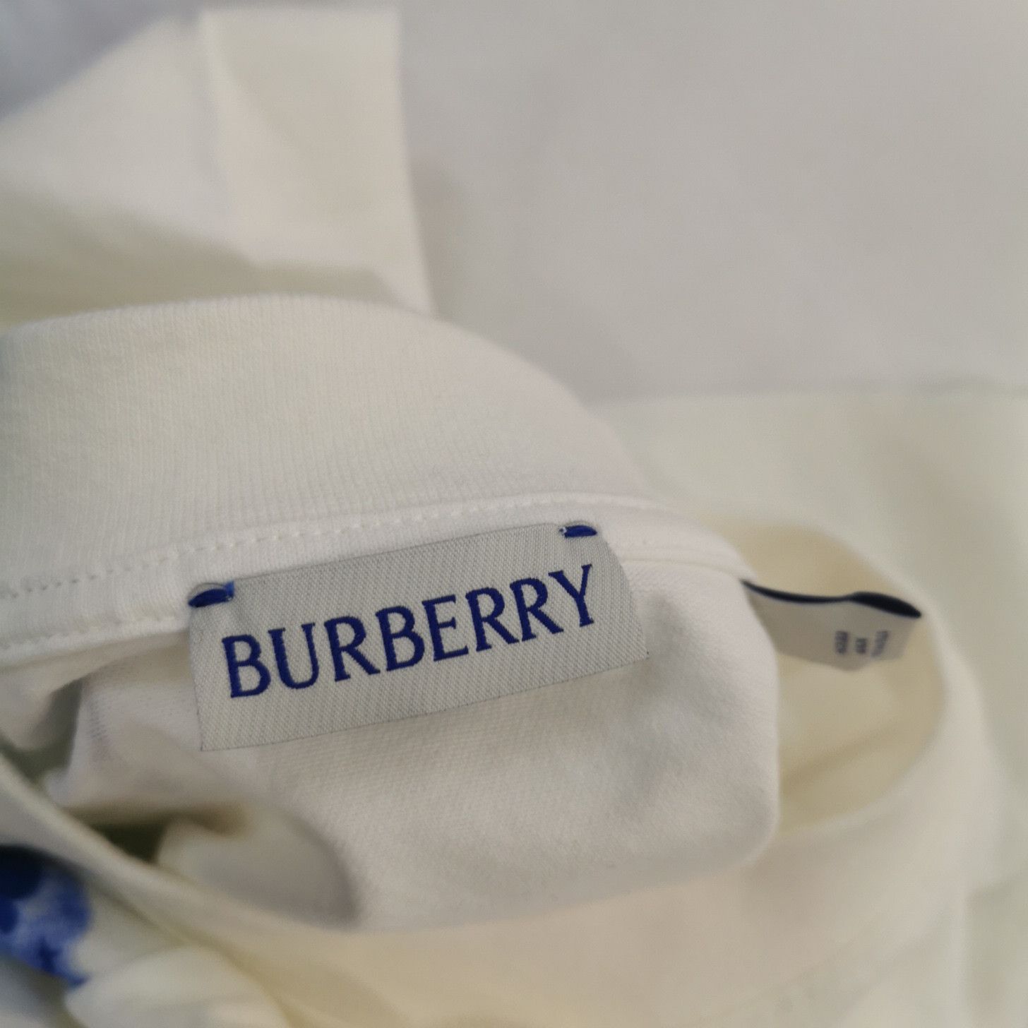 Burberry Burberry Women m Short Sleeve Shirts Size M / US 6-8 / IT 42-44 - 6 Thumbnail