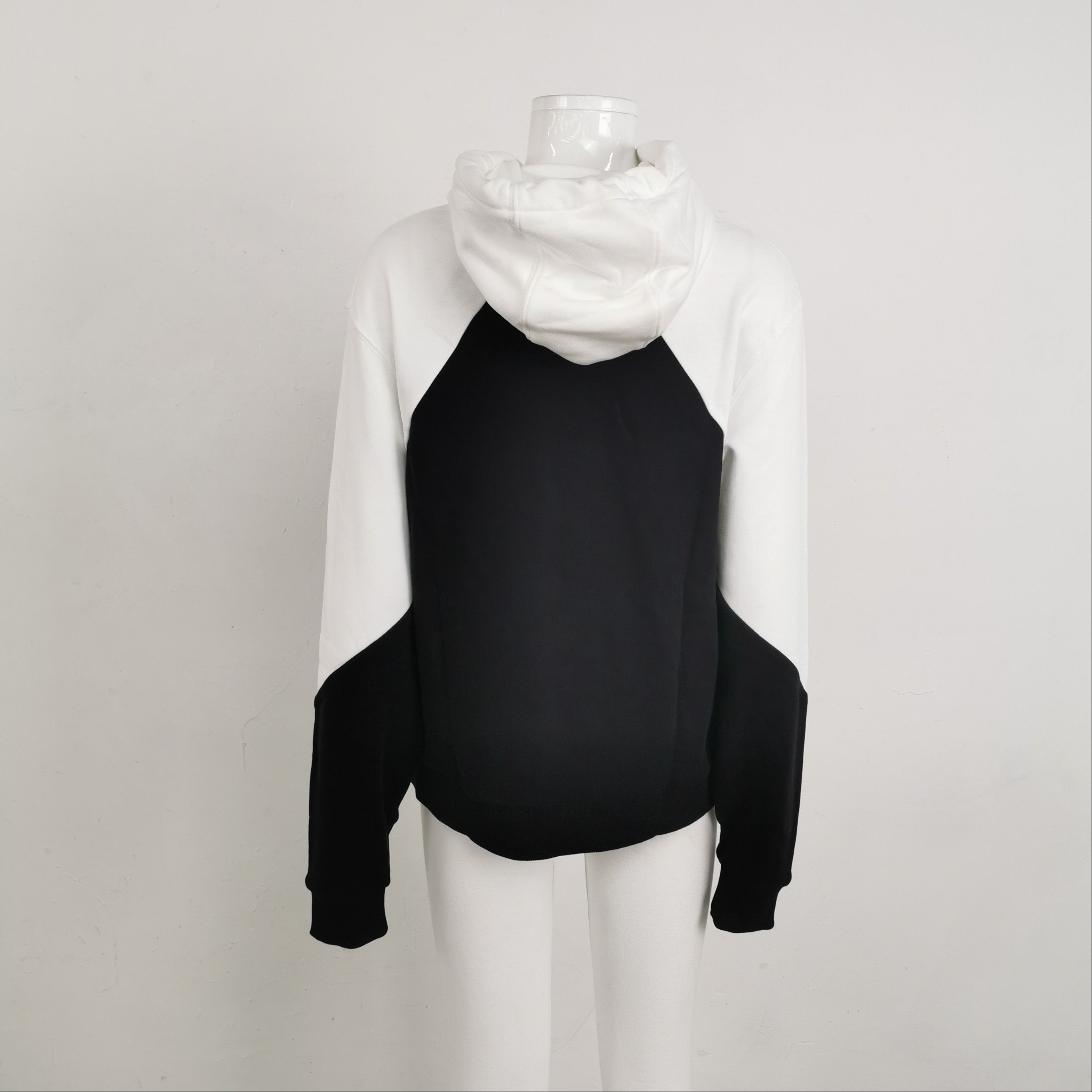 Burberry Burberry Women s Hoodies Size S / US 4 / IT 40 - 2 Thumbnail