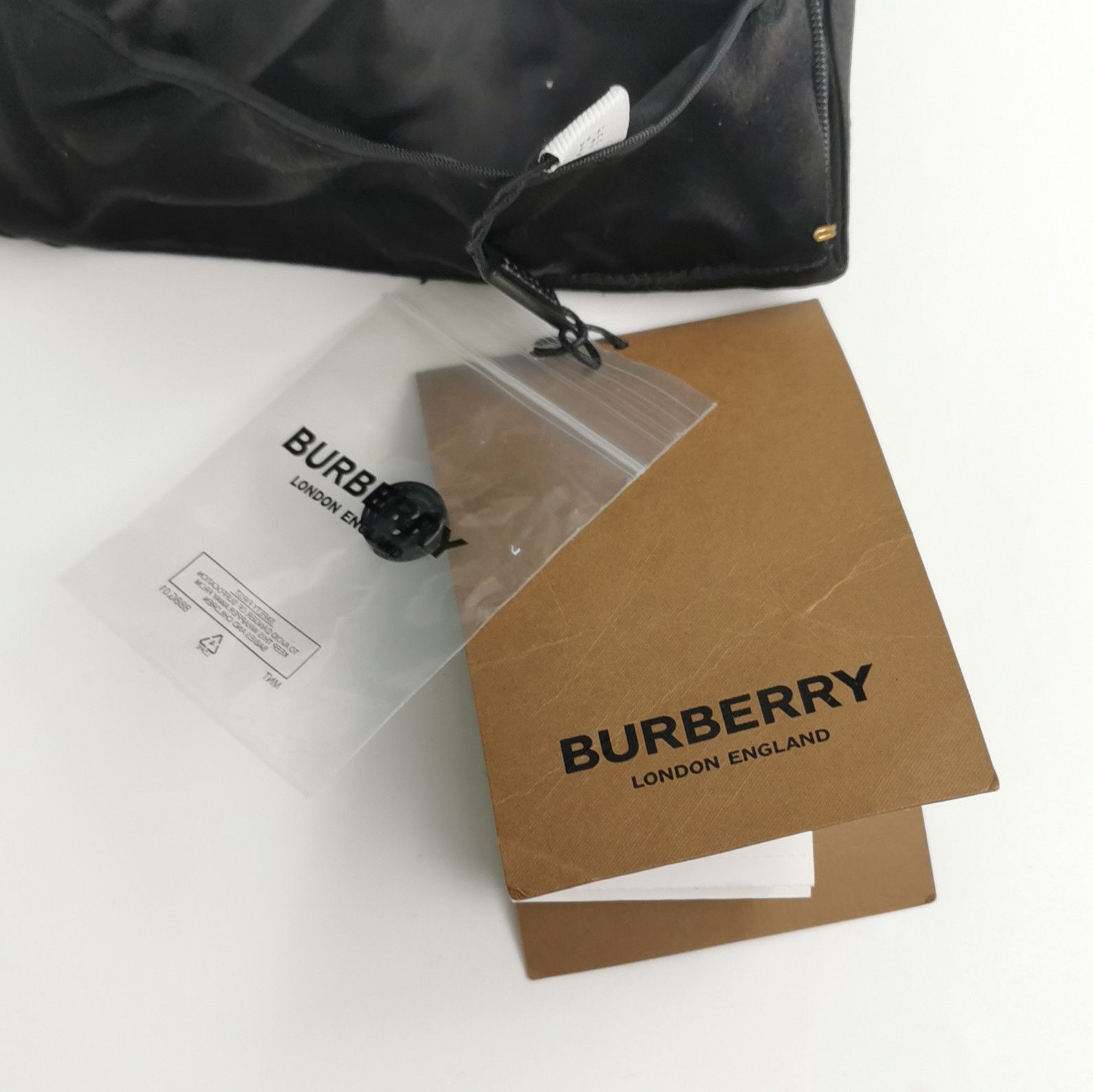 Burberry Burberry Women 2 Pants Size 26" / US 2 / IT 38 - 3 Thumbnail