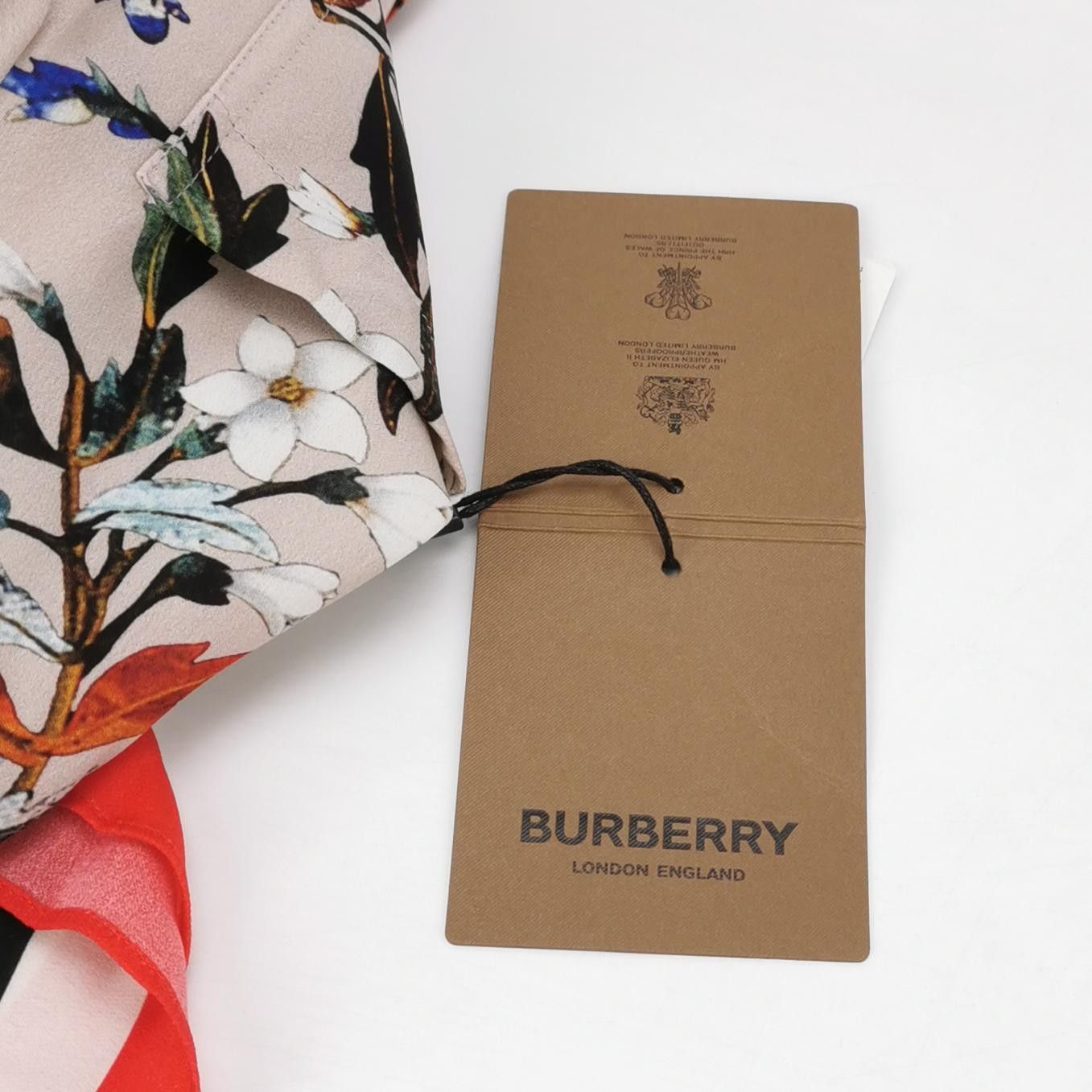 Burberry Burberry Women 2 Button Ups Size XS / US 0-2 / IT 36-38 - 4 Thumbnail