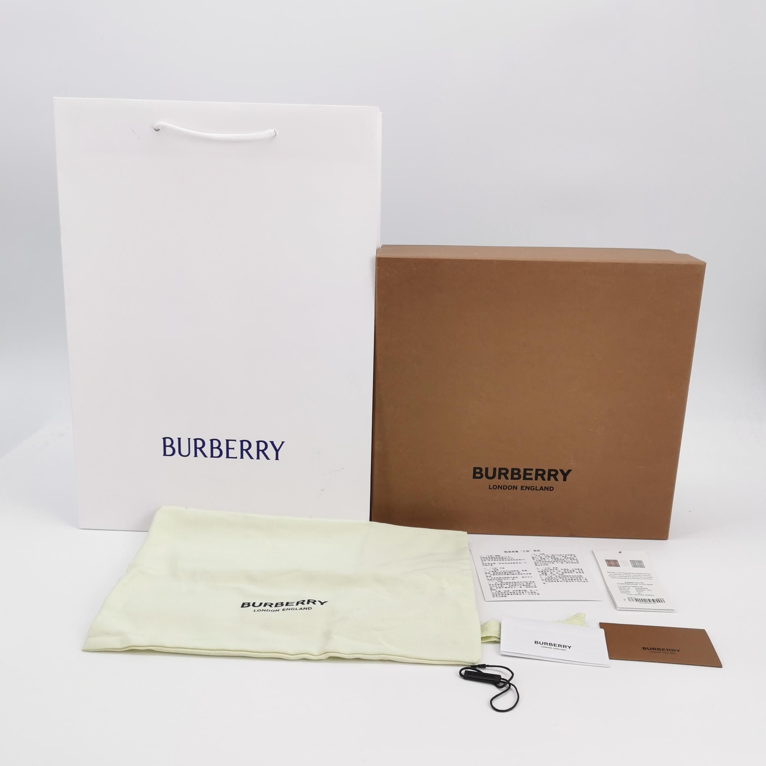 Burberry Burberry Women 5 Sandals Size US 5 / IT 35 - 6 Thumbnail