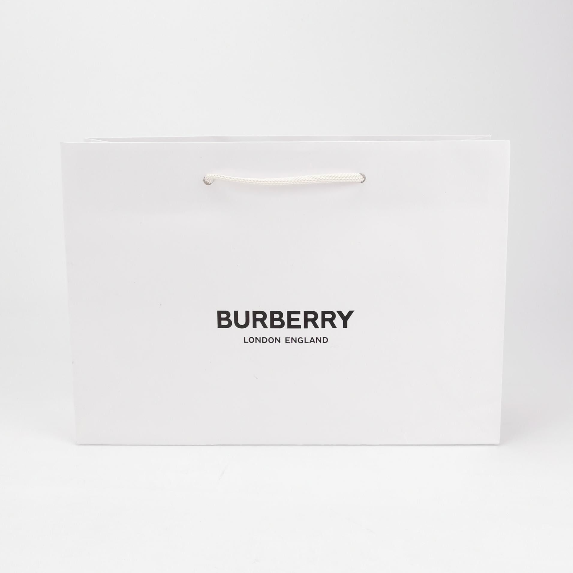 Burberry Burberry Women 2 Button Ups Size XS / US 0-2 / IT 36-38 - 4 Thumbnail