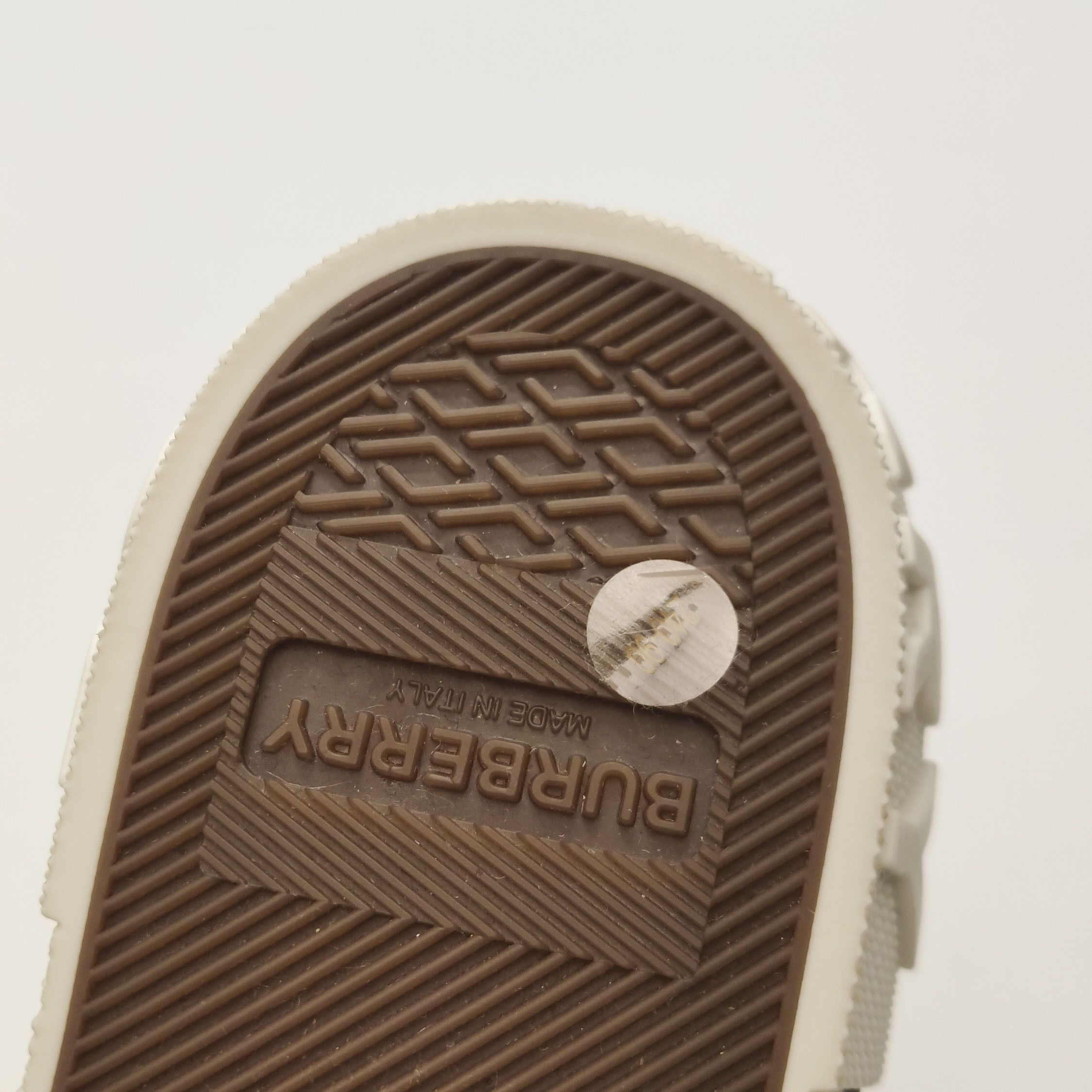 Burberry Burberry Women 7 Lowtop Sneakers Size US 7 / IT 37 - 9 Thumbnail