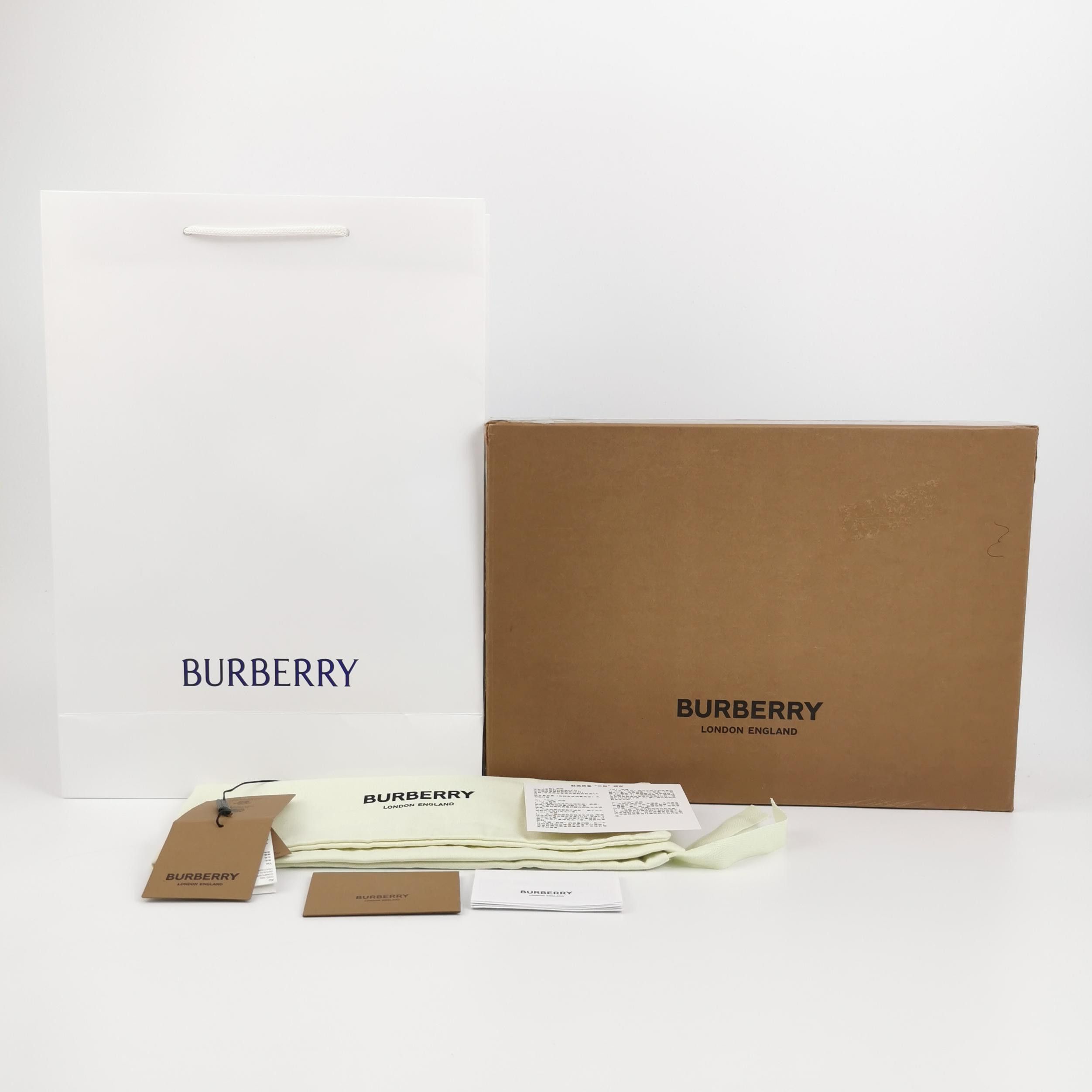Burberry Burberry Women 6 Lowtop Sneakers Size US 6 / IT 36 - 6 Thumbnail