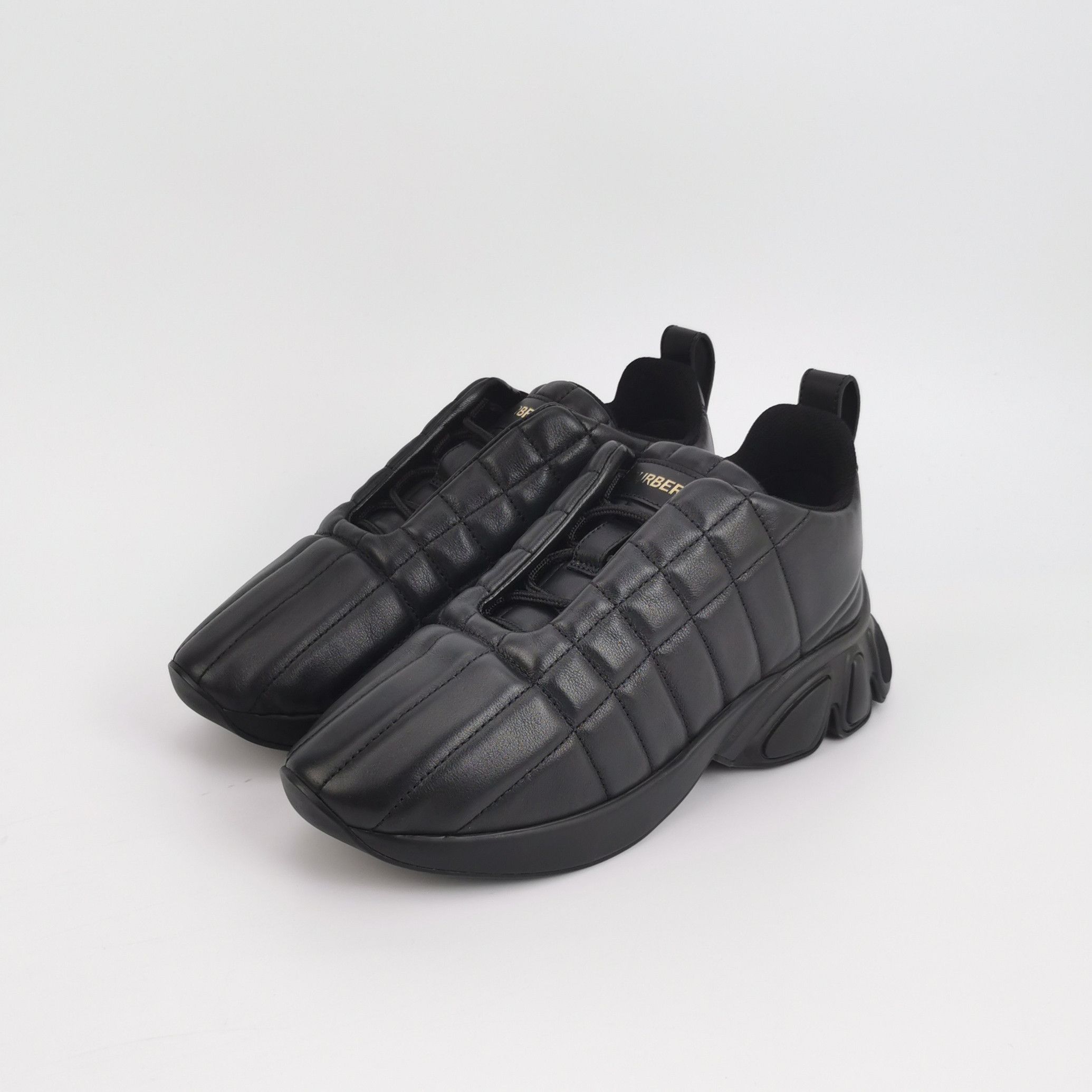 Burberry Burberry Women 6 Lowtop Sneakers Size US 6 / IT 36 - 2 Thumbnail