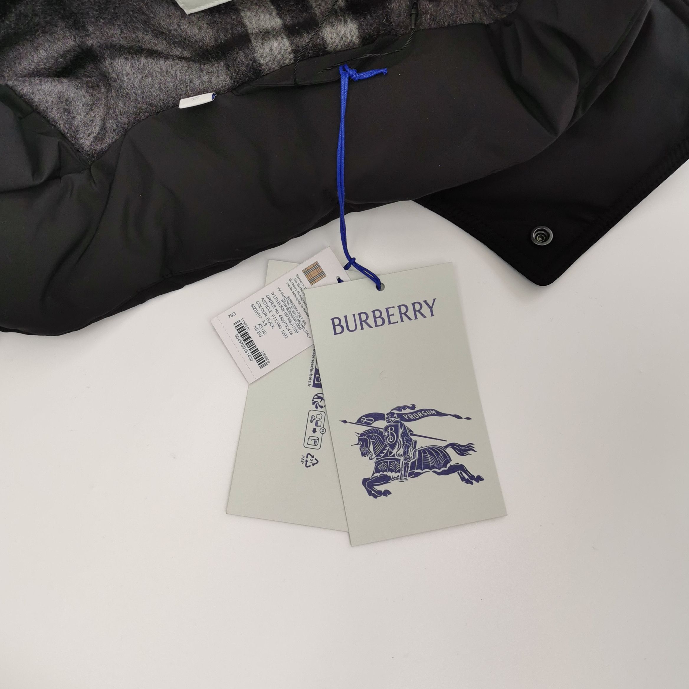 Burberry Burberry Women m Down Jackets Size M / US 6-8 / IT 42-44 - 3 Thumbnail