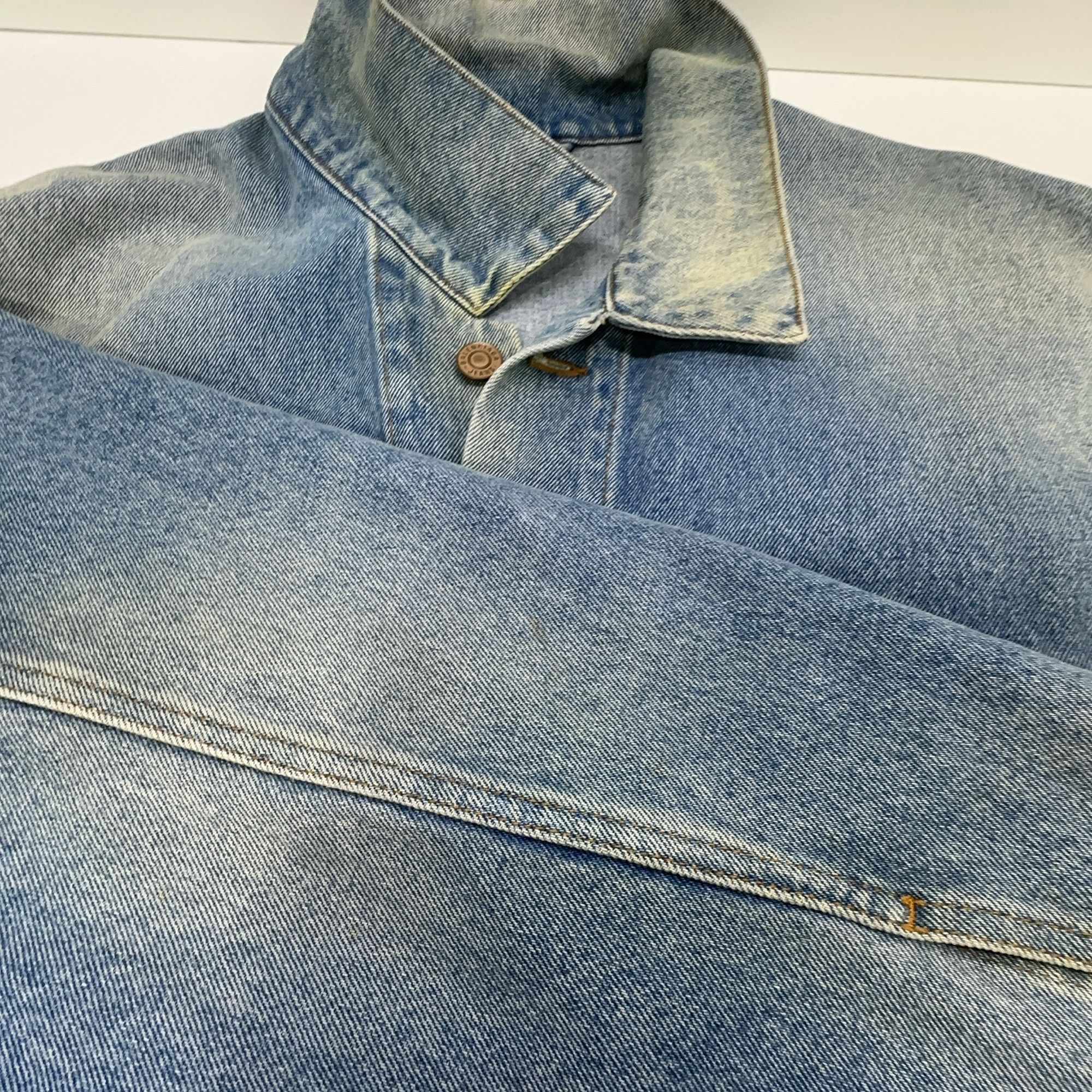 Balenciaga Balenciaga Logo Embroidered Denim Jacket L Size US L / EU 52-54 / 3 - 7 Thumbnail