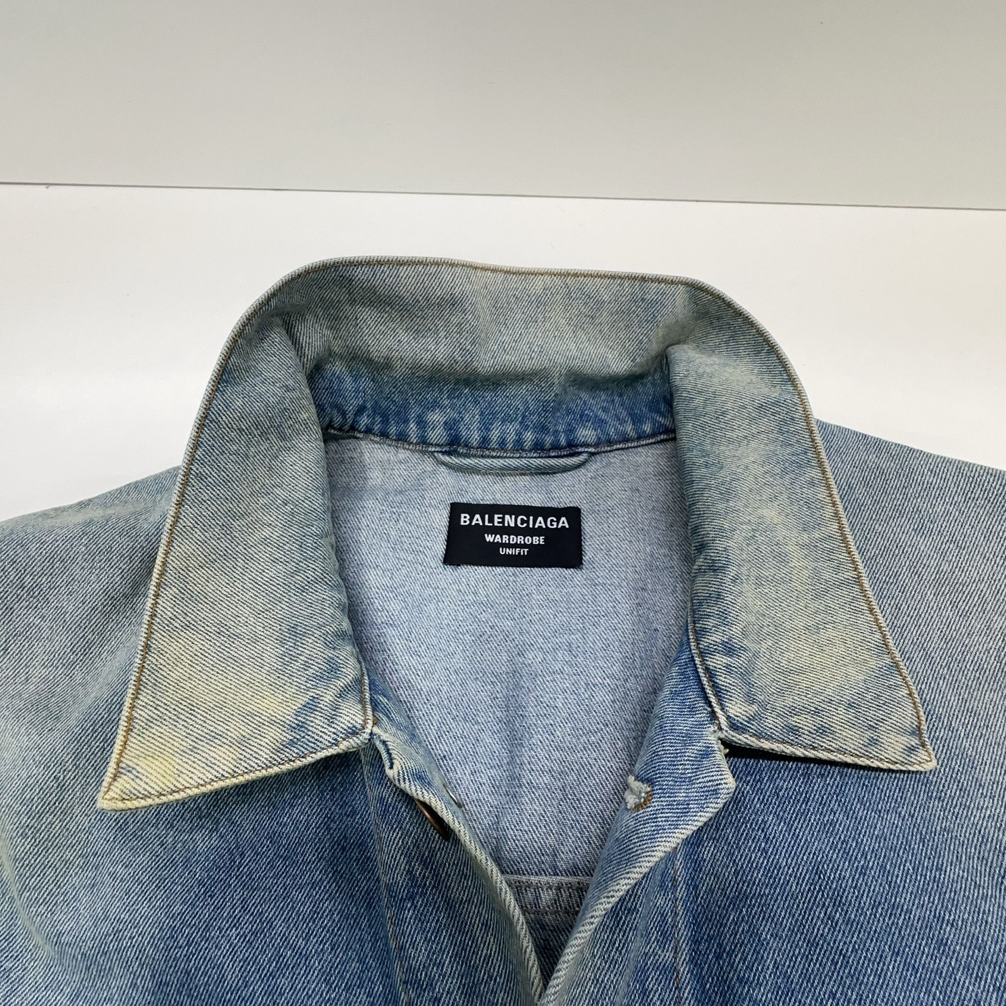 Balenciaga Balenciaga Logo Embroidered Denim Jacket L Size US L / EU 52-54 / 3 - 6 Thumbnail
