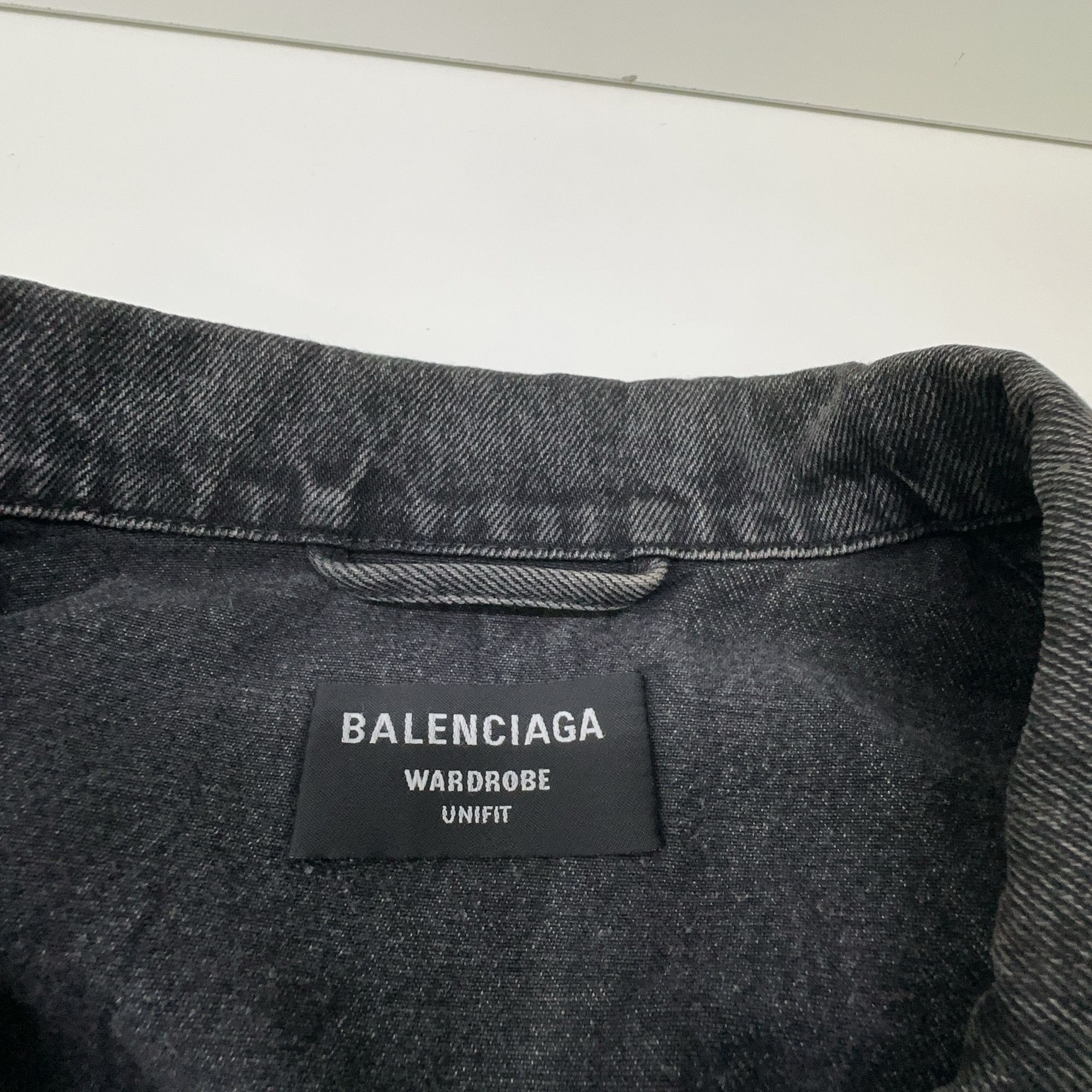 Balenciaga Balenciaga Drip Peace Denim Jacket Size S Size US S / EU 44-46 / 1 - 5 Thumbnail