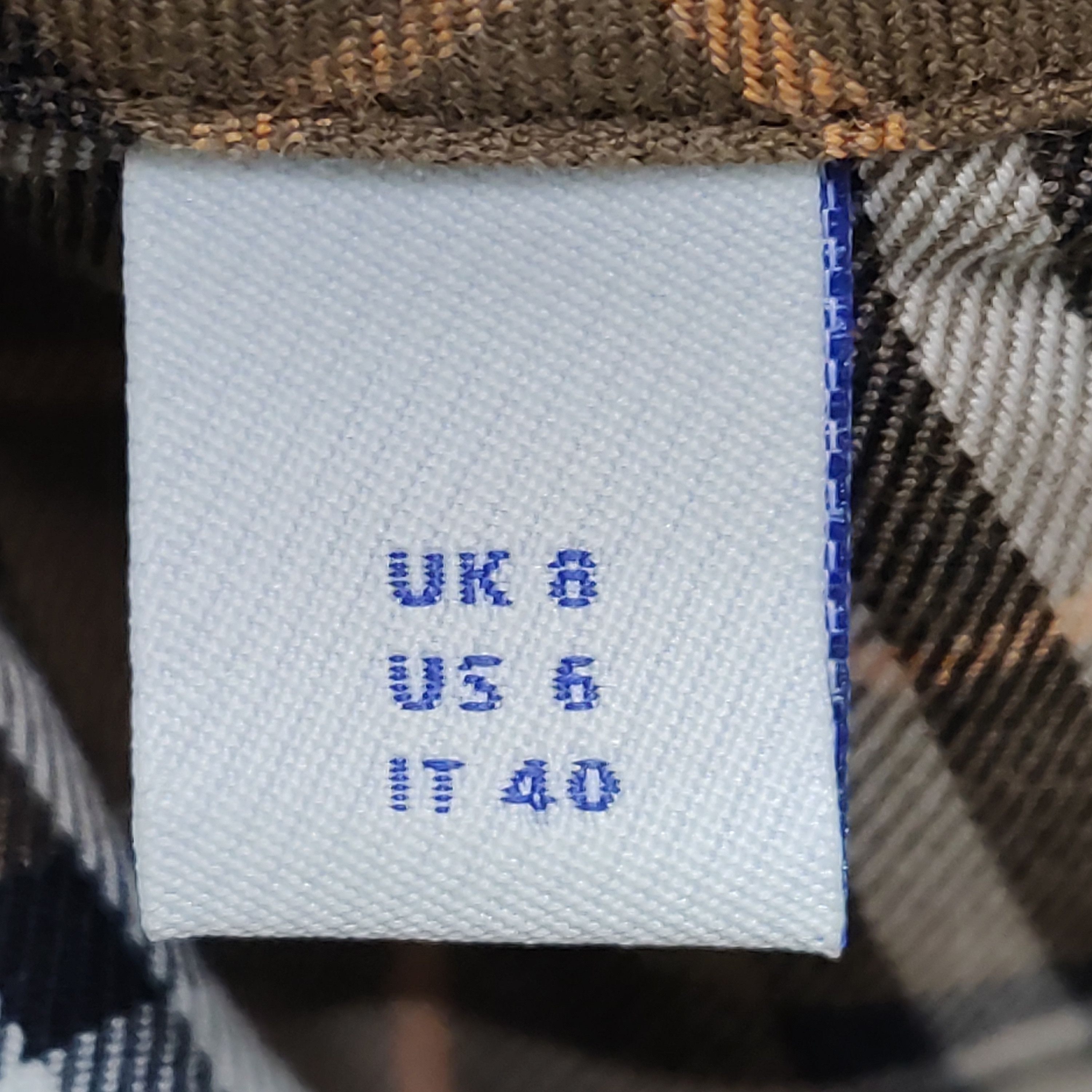 Burberry Burberry Women s Button Ups Size S / US 4 / IT 40 - 6 Thumbnail