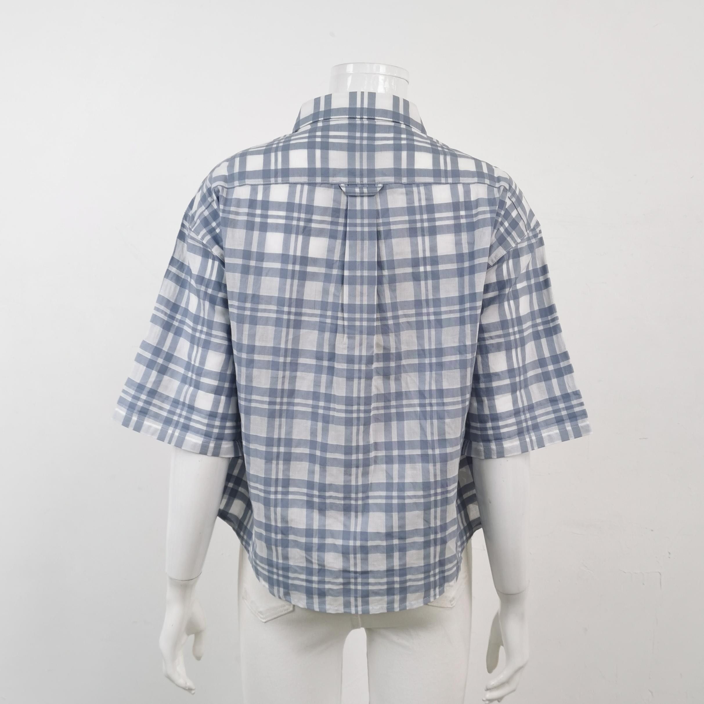 Burberry Burberry Women s Button Ups Size S / US 4 / IT 40 - 2 Thumbnail