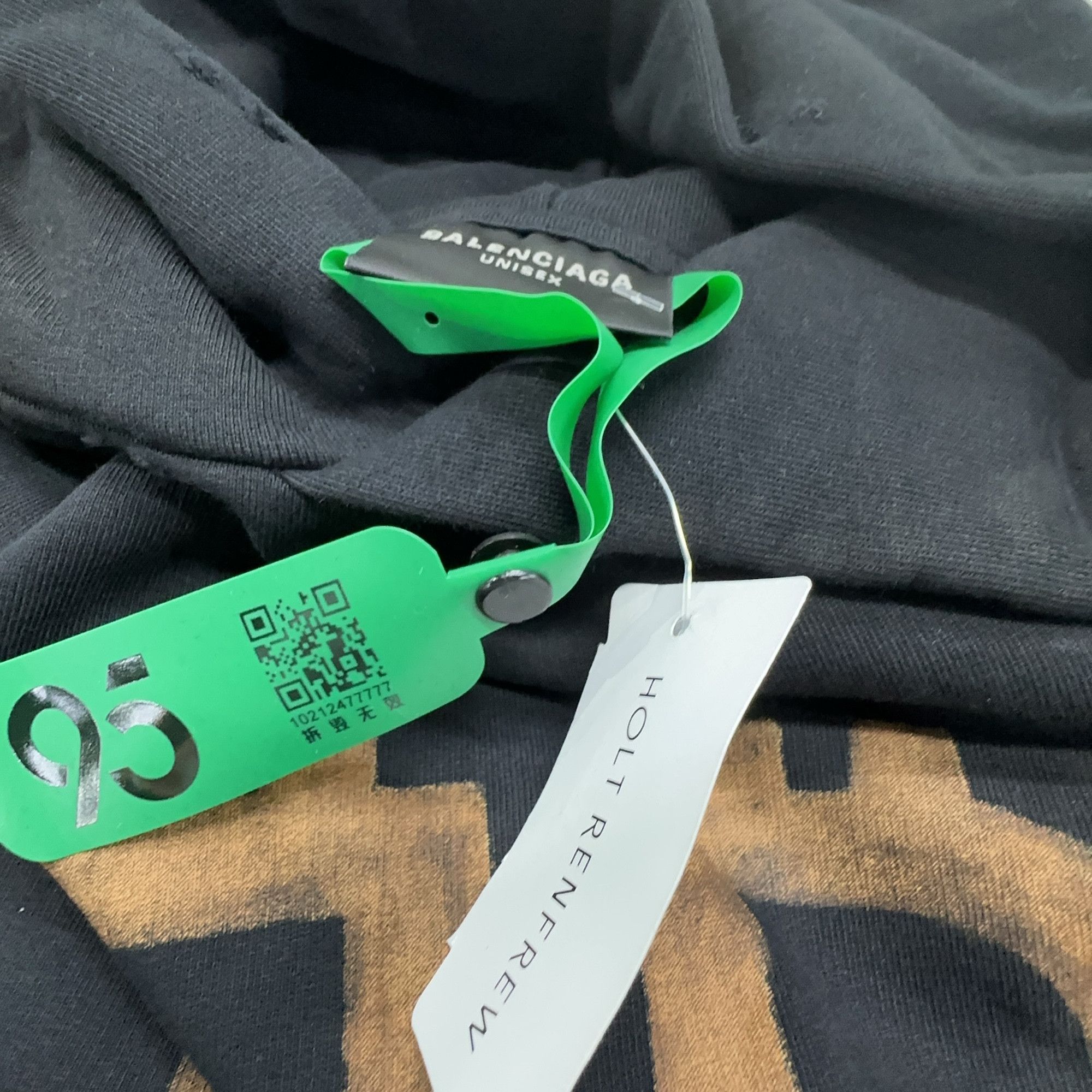Balenciaga Balenciaga Bitcoin Logo Distressed Hoodie Size L Size US L / EU 52-54 / 3 - 6 Thumbnail