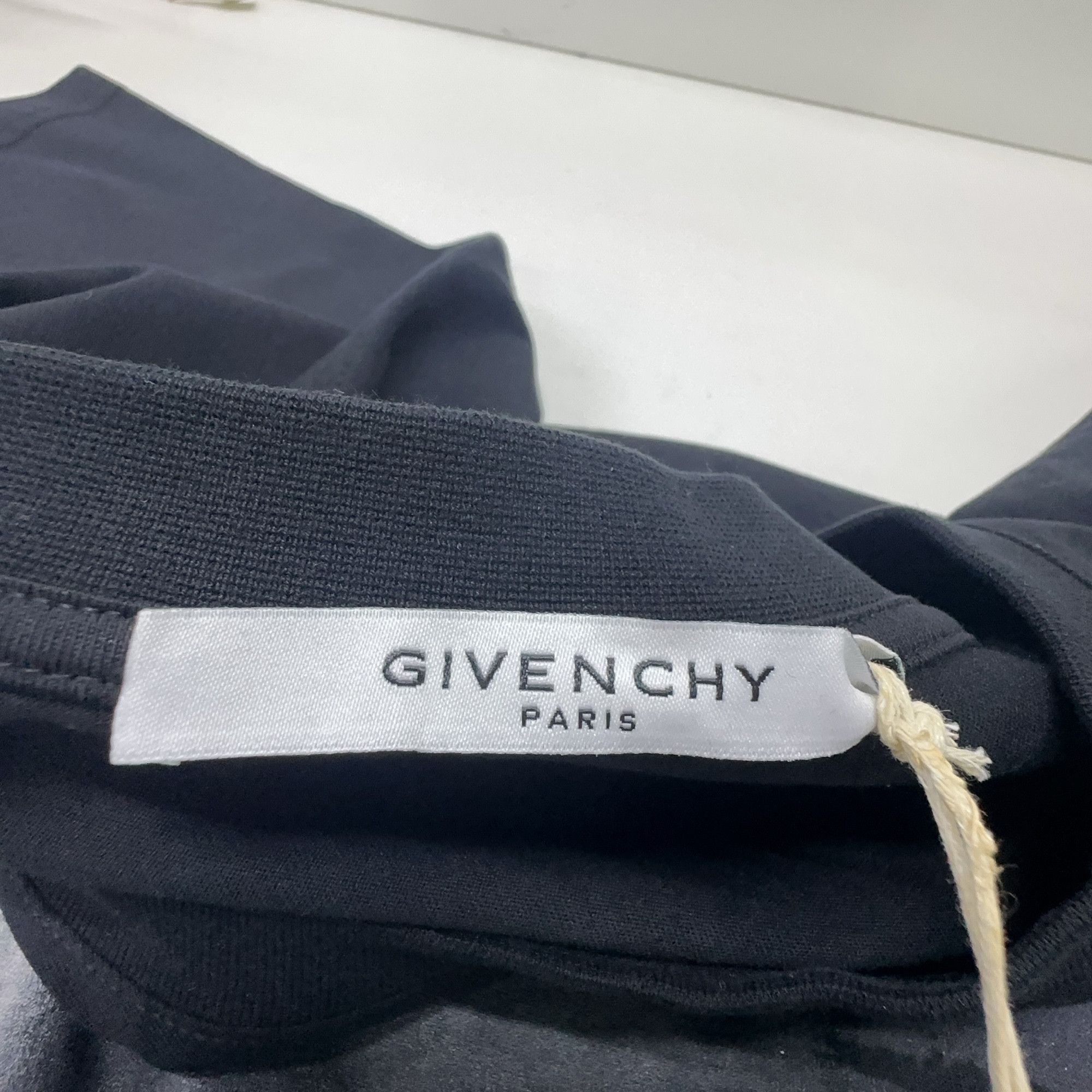 Givenchy Givenchy Shark Print T-Shirt S Size US S / EU 44-46 / 1 - 5 Thumbnail