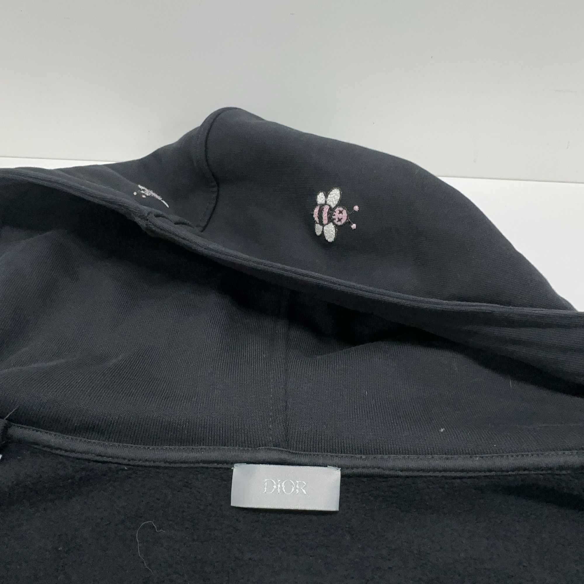 Dior Dior x Kaws Bee Embroidered Zip Hoodie S Size US S / EU 44-46 / 1 - 6 Thumbnail