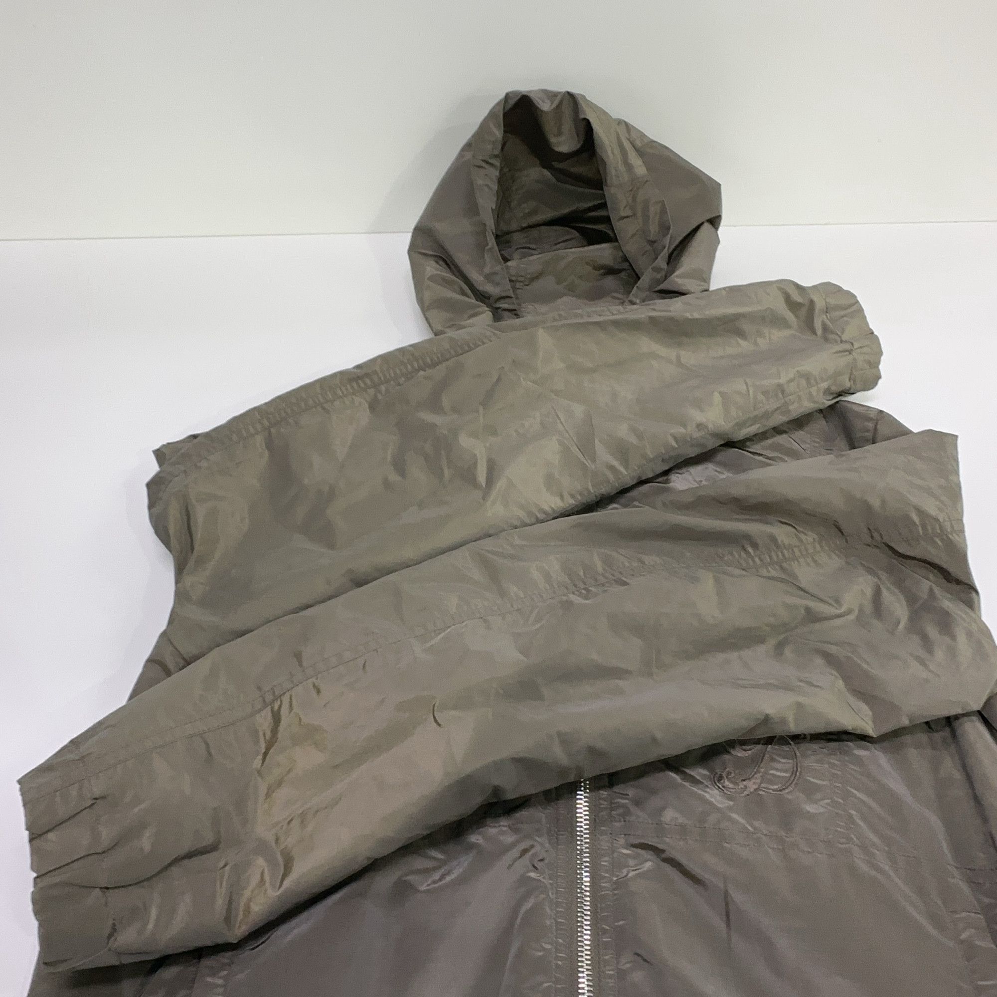 Dior Dior Embroidered Logo Hooded Jacket Size 46 Size US S / EU 44-46 / 1 - 9 Thumbnail