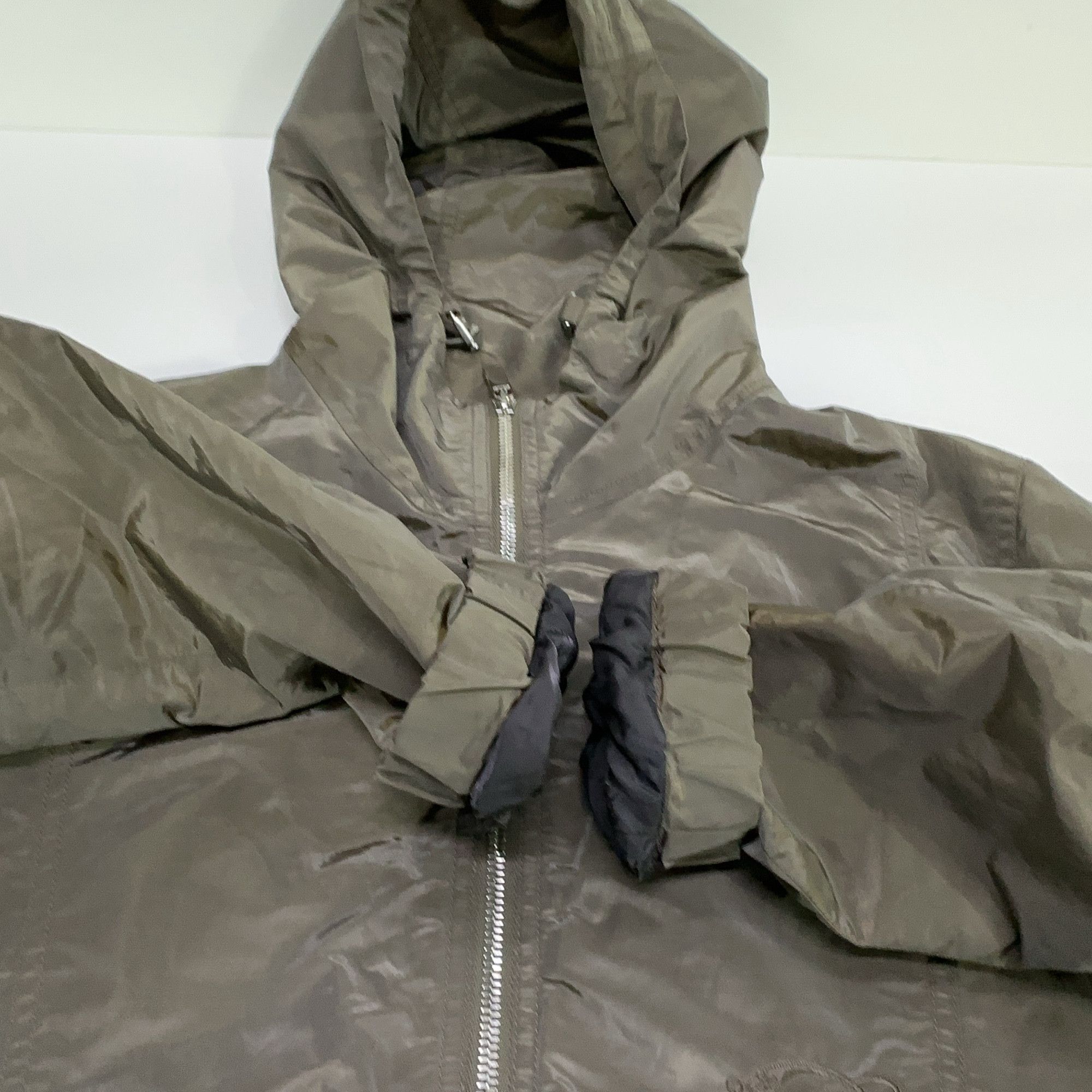 Dior Dior Embroidered Logo Hooded Jacket Size 46 Size US S / EU 44-46 / 1 - 10 Thumbnail
