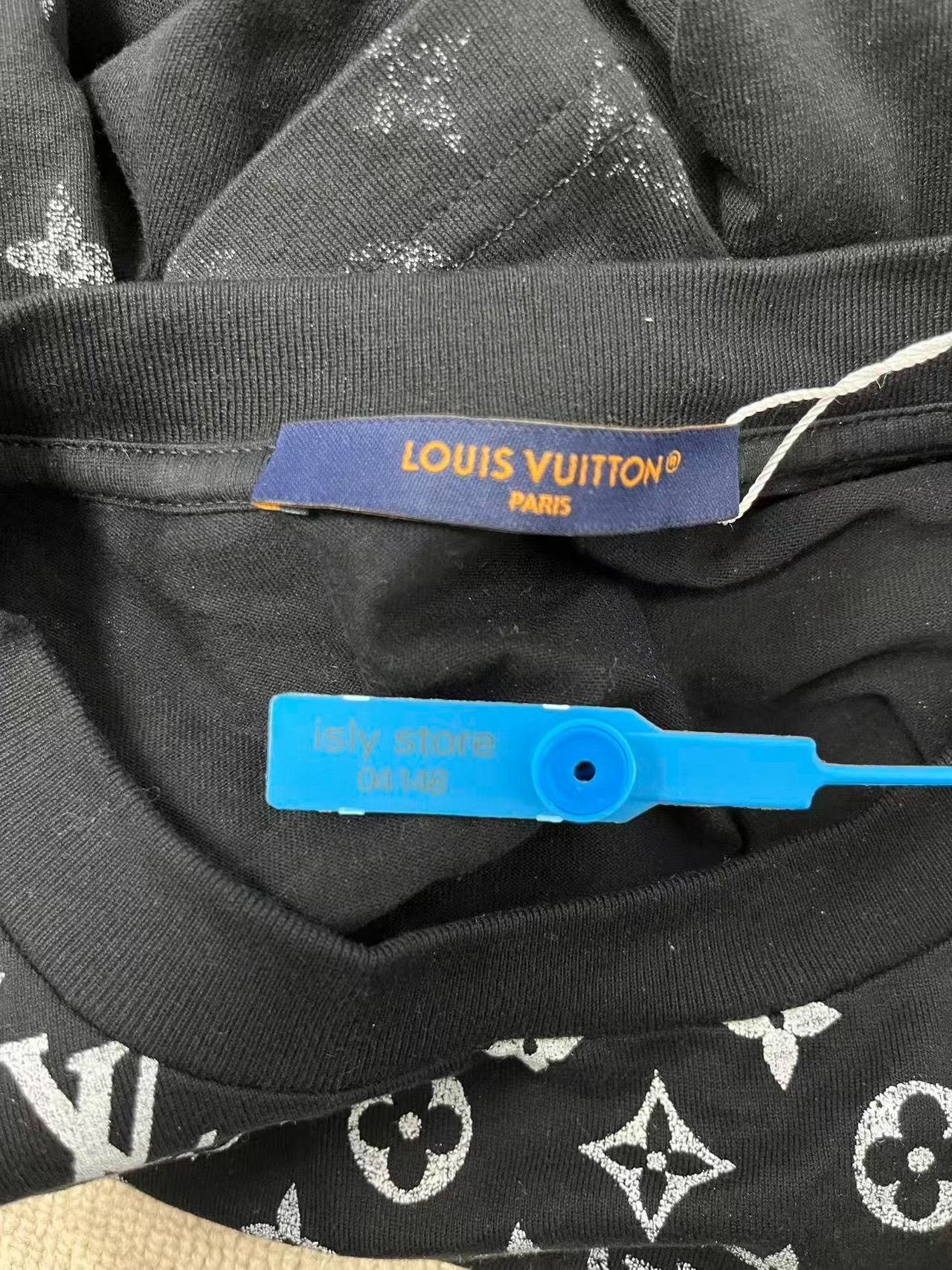 Louis Vuitton Louis Vuitton Gradient Monogram T-Shirt S Size US S / EU 44-46 / 1 - 6 Thumbnail