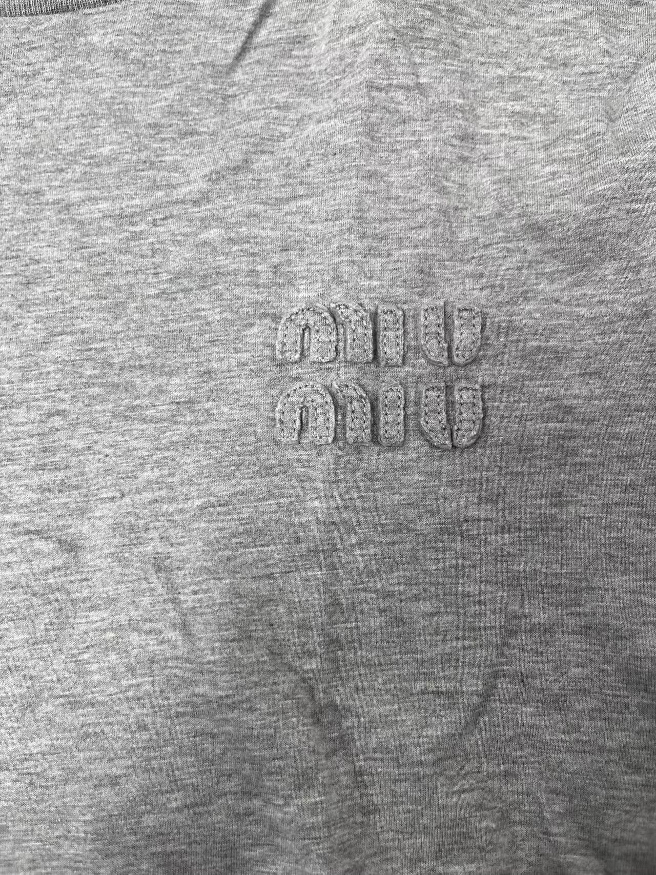 Miu Miu Miu Miu Logo Embroidery Long Sleeve T-Shirt S Size S / US 4 / IT 40 - 4 Thumbnail