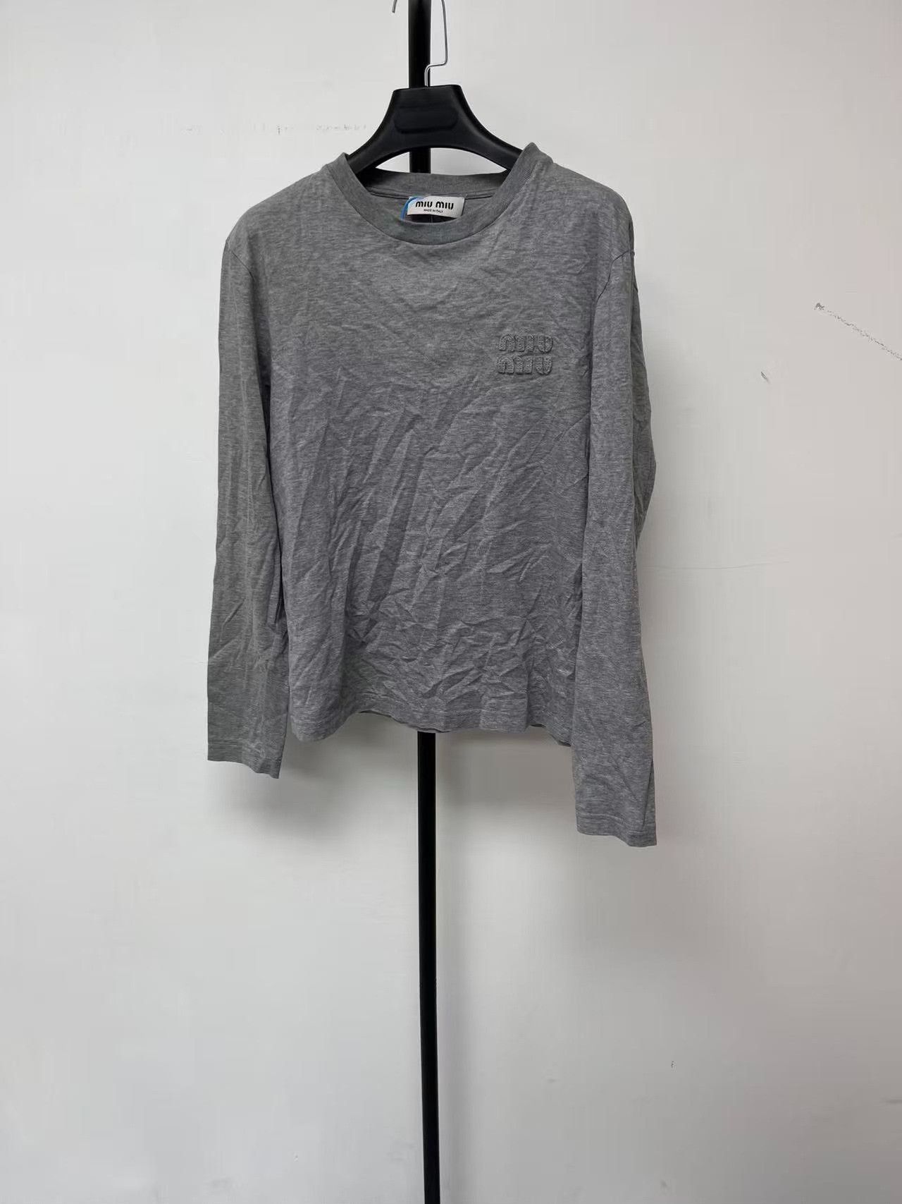 Miu Miu Miu Miu Logo Embroidery Long Sleeve T-Shirt S Size S / US 4 / IT 40 - 2 Thumbnail