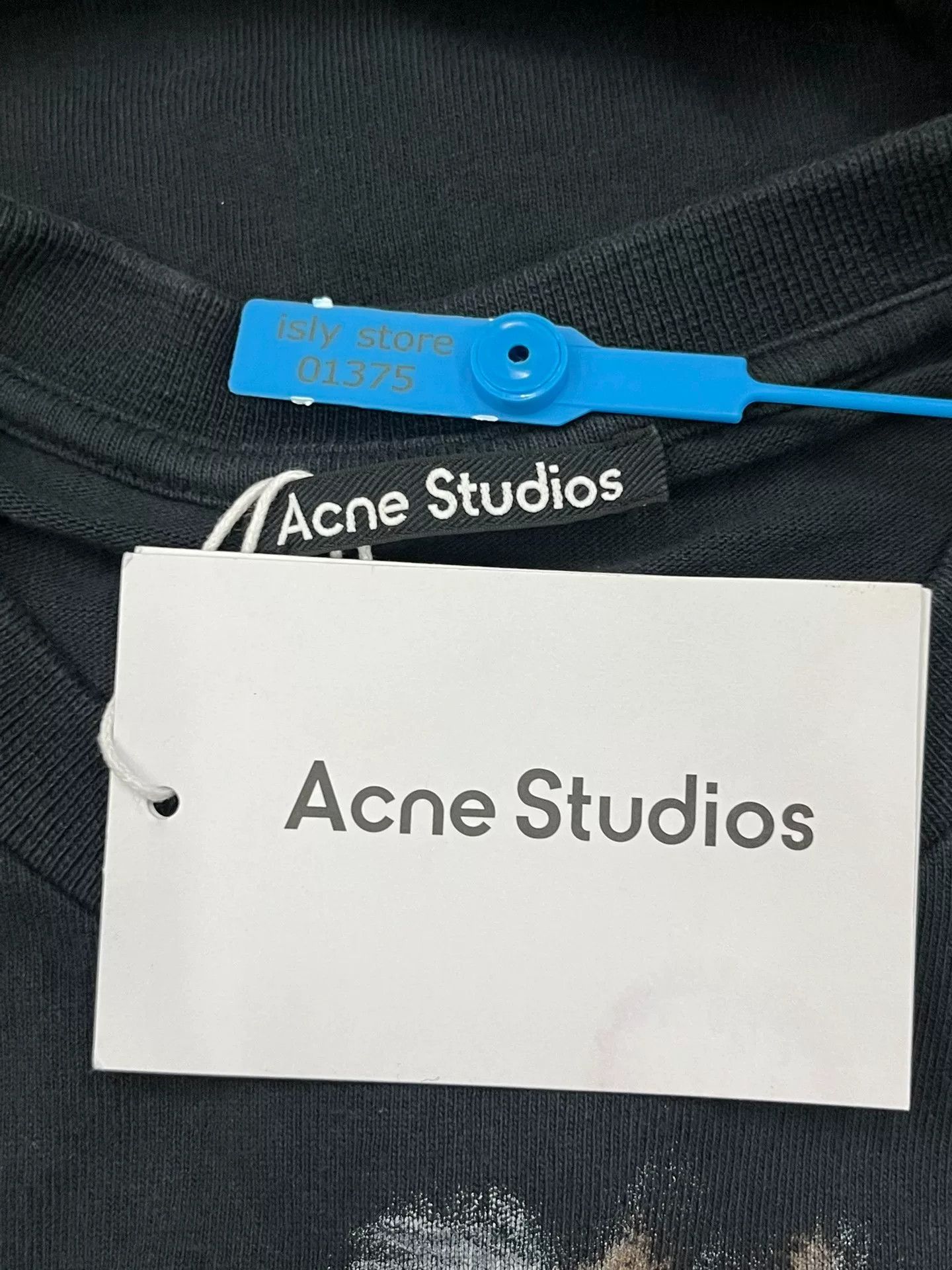 Acne Studios Acne Studios Brody Dog Graphic T-Shirt XL Size US XL / EU 56 / 4 - 5 Thumbnail