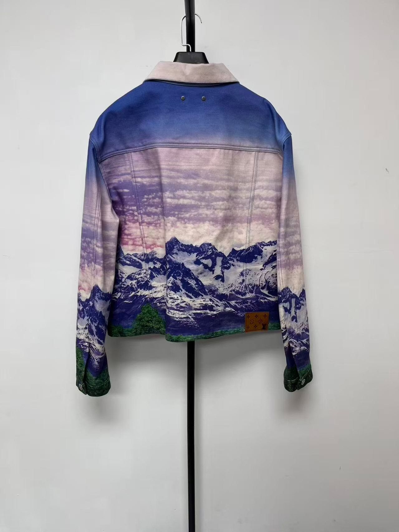 Louis Vuitton Louis Vuitton Landscape Print Light Jacket 54 Size US L / EU 52-54 / 3 - 3 Thumbnail