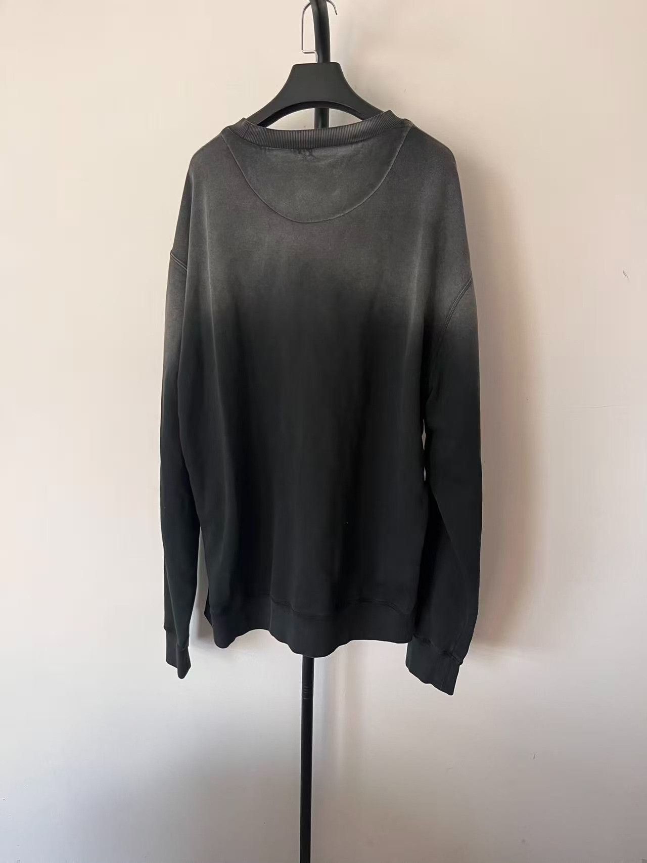 Prada Prada Gradient Triangle Logo Sweatshirt Size XL Size US XL / EU 56 / 4 - 3 Thumbnail