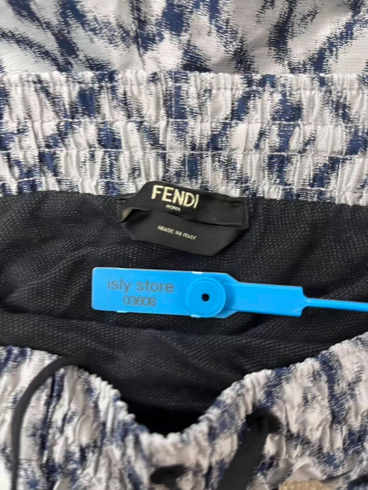 Fendi Fendi Logo Monogram Swim Shorts EU 46 Size US 30 / EU 46 - 6 Thumbnail