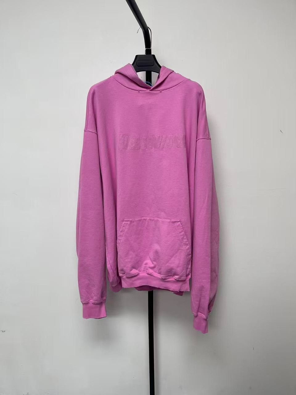 Balenciaga Balenciaga Distressed Logo Hoodie Pink M Size US M / EU 48-50 / 2 - 2 Thumbnail