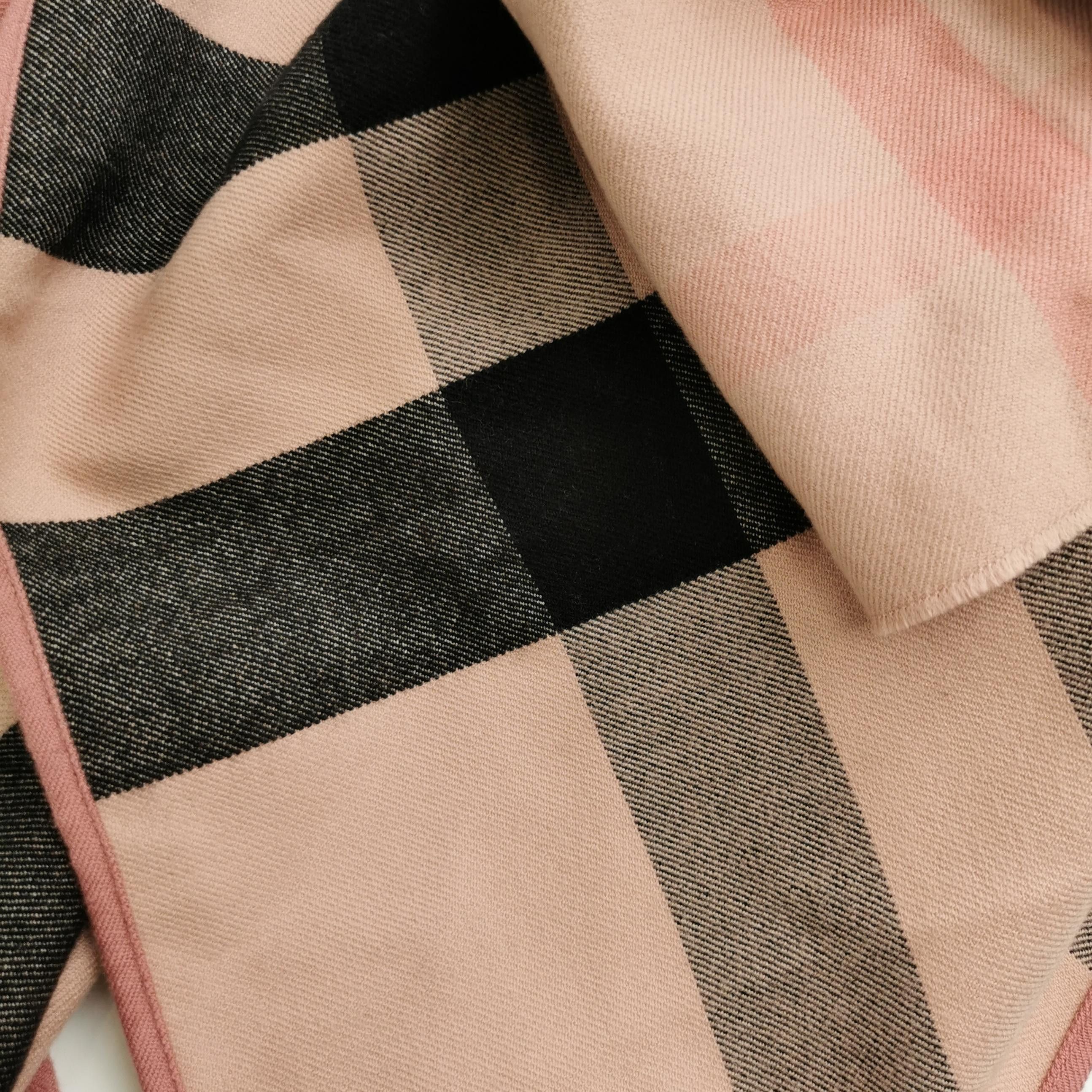 Burberry Burberry Women s Coats Size S / US 4 / IT 40 - 6 Thumbnail