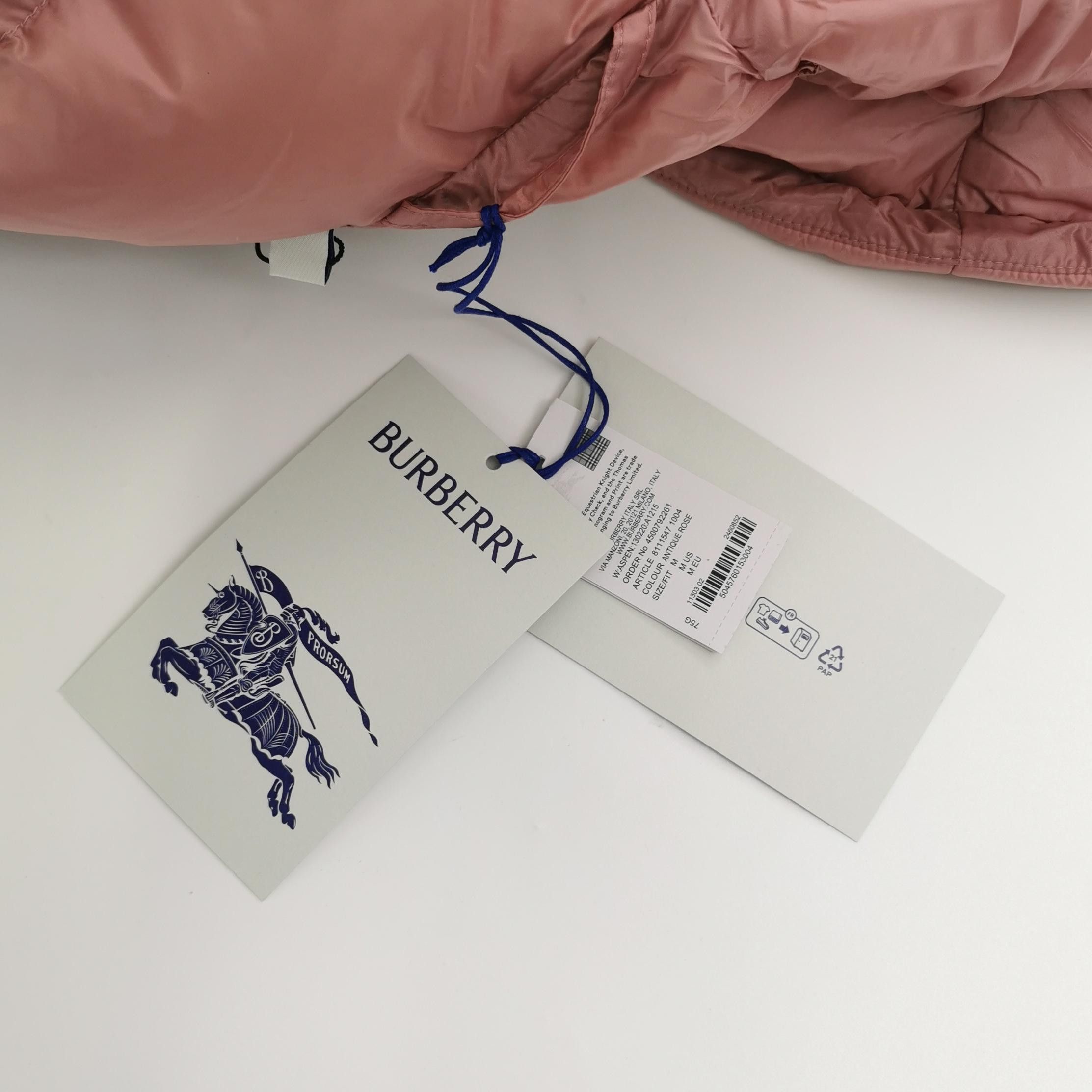 Burberry Burberry Women m Down Jackets Size M / US 6-8 / IT 42-44 - 4 Thumbnail