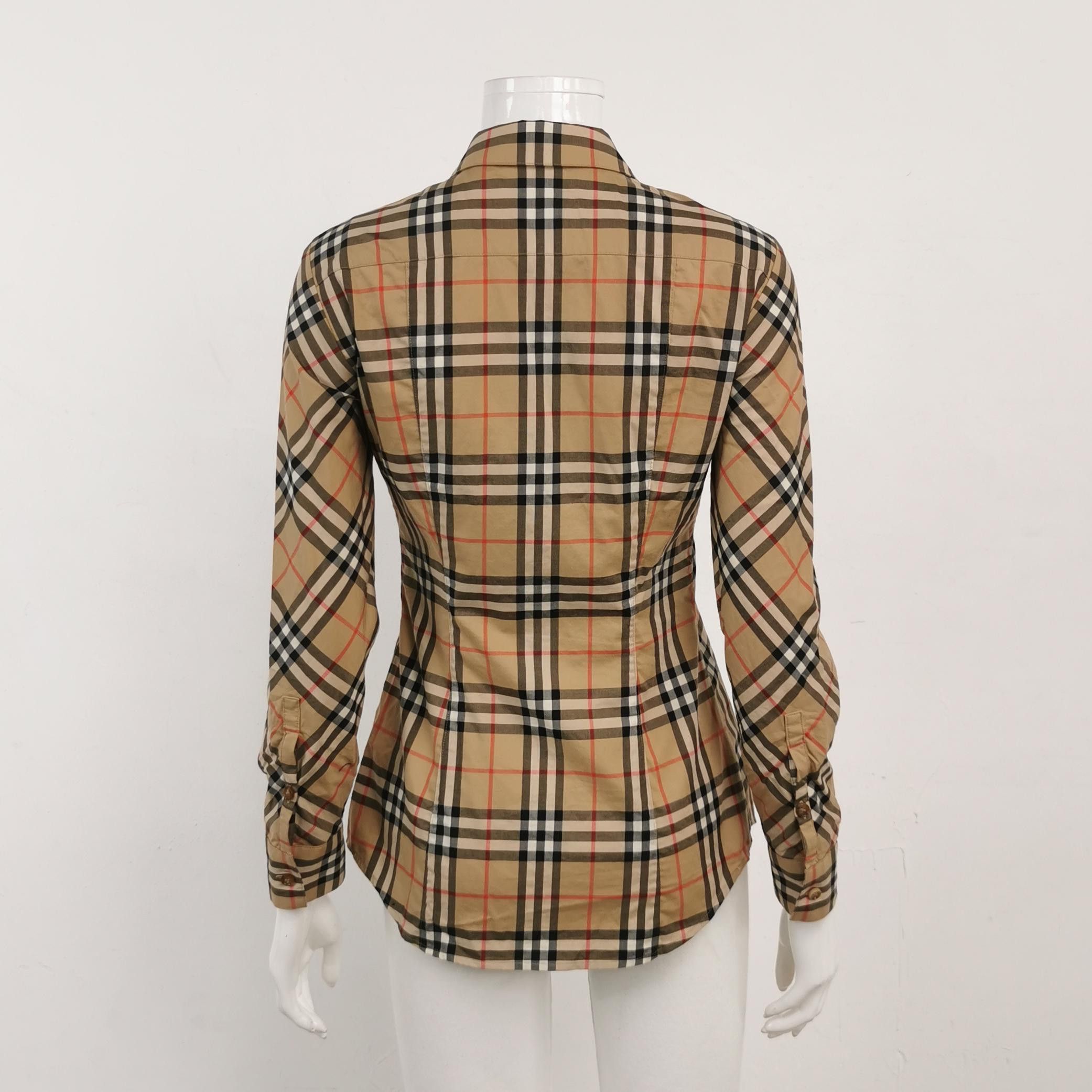 Burberry Burberry Women 4 Button Ups Size S / US 4 / IT 40 - 2 Thumbnail