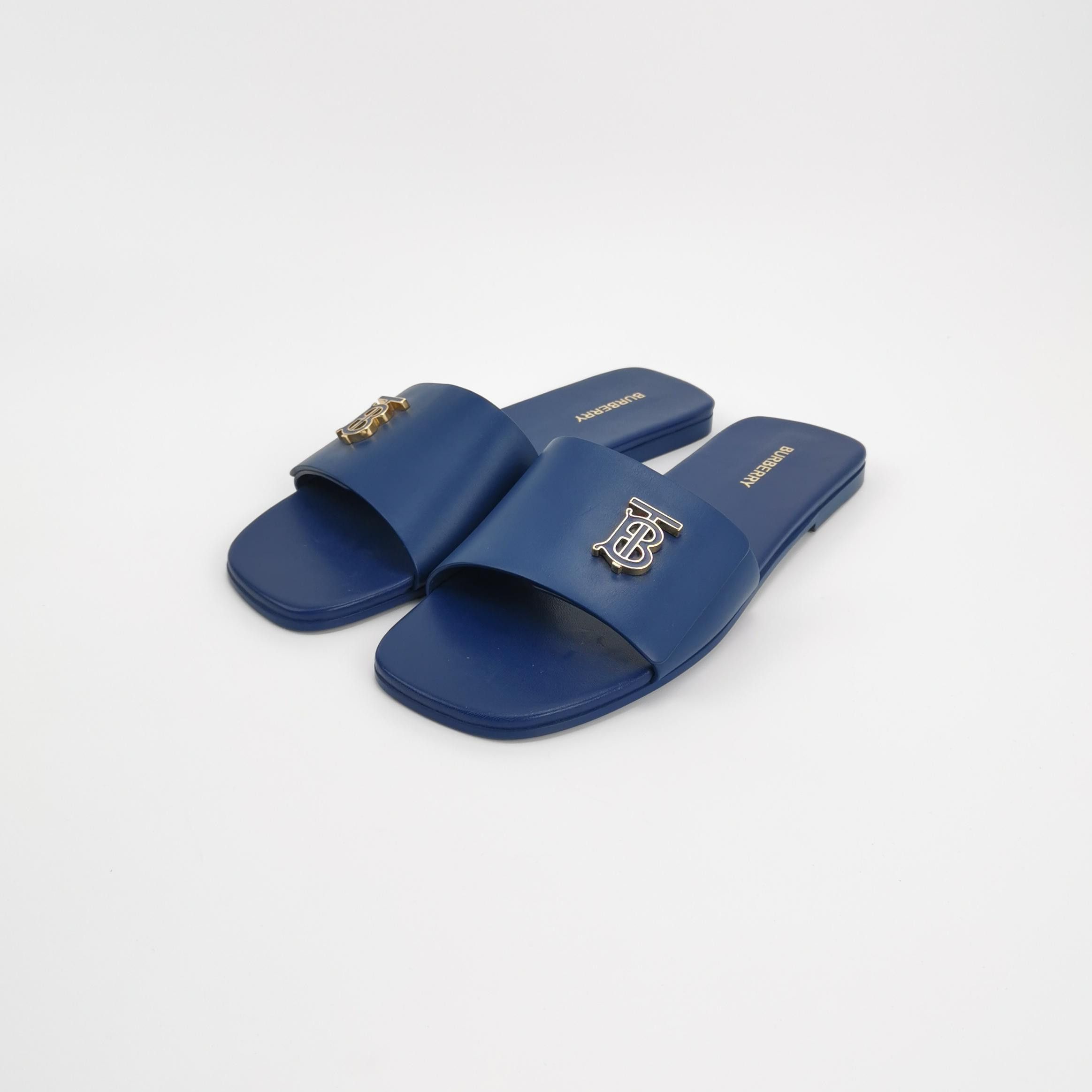 Burberry Burberry Women 10 Sandals Size US 10 / IT 40 - 2 Thumbnail