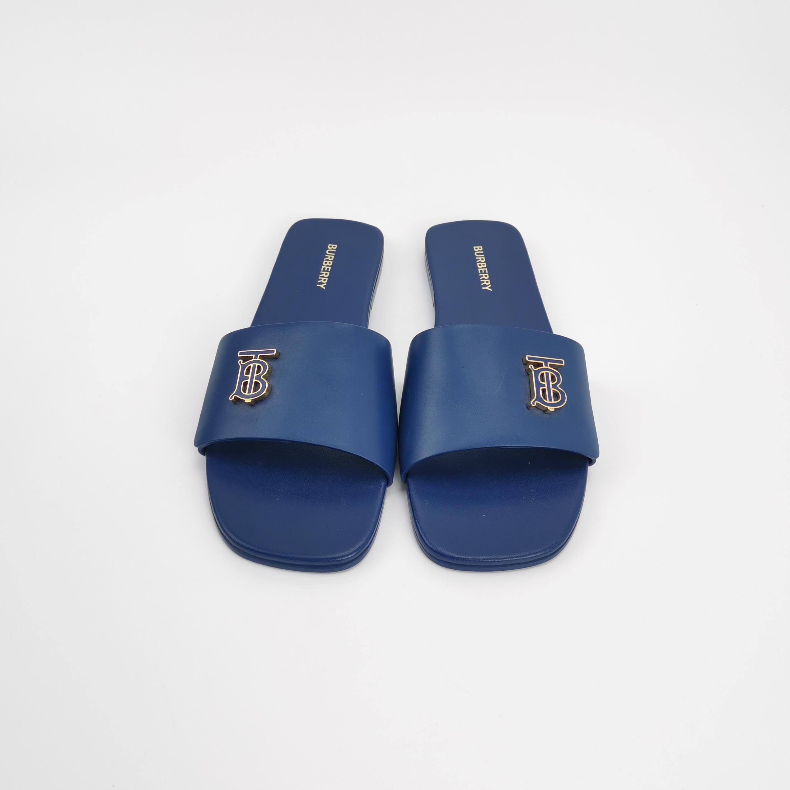 Burberry Burberry Women 10 Sandals Size US 10 / IT 40 - 3 Thumbnail