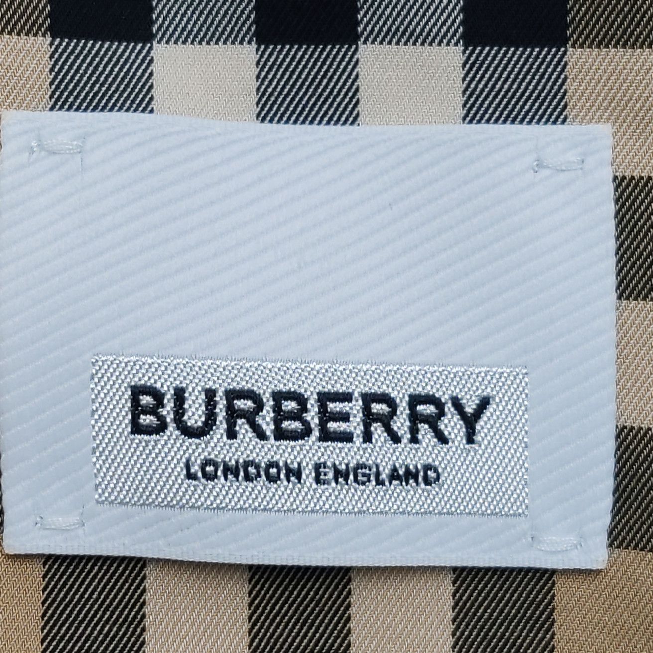 Burberry Burberry Women 2 Button Ups Size XS / US 0-2 / IT 36-38 - 5 Thumbnail
